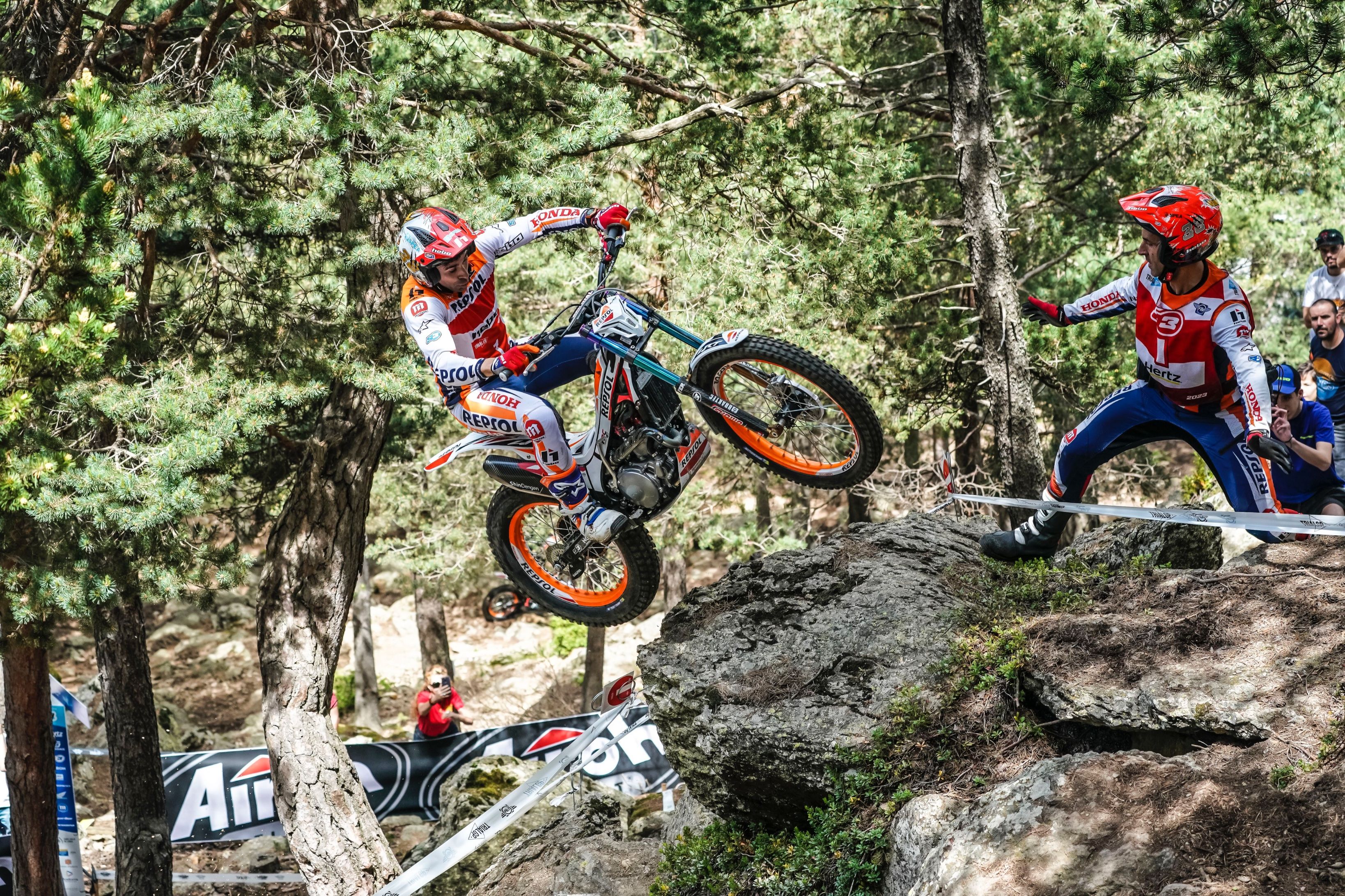 Toni Bou no ha tingut rival a Sant Julià.