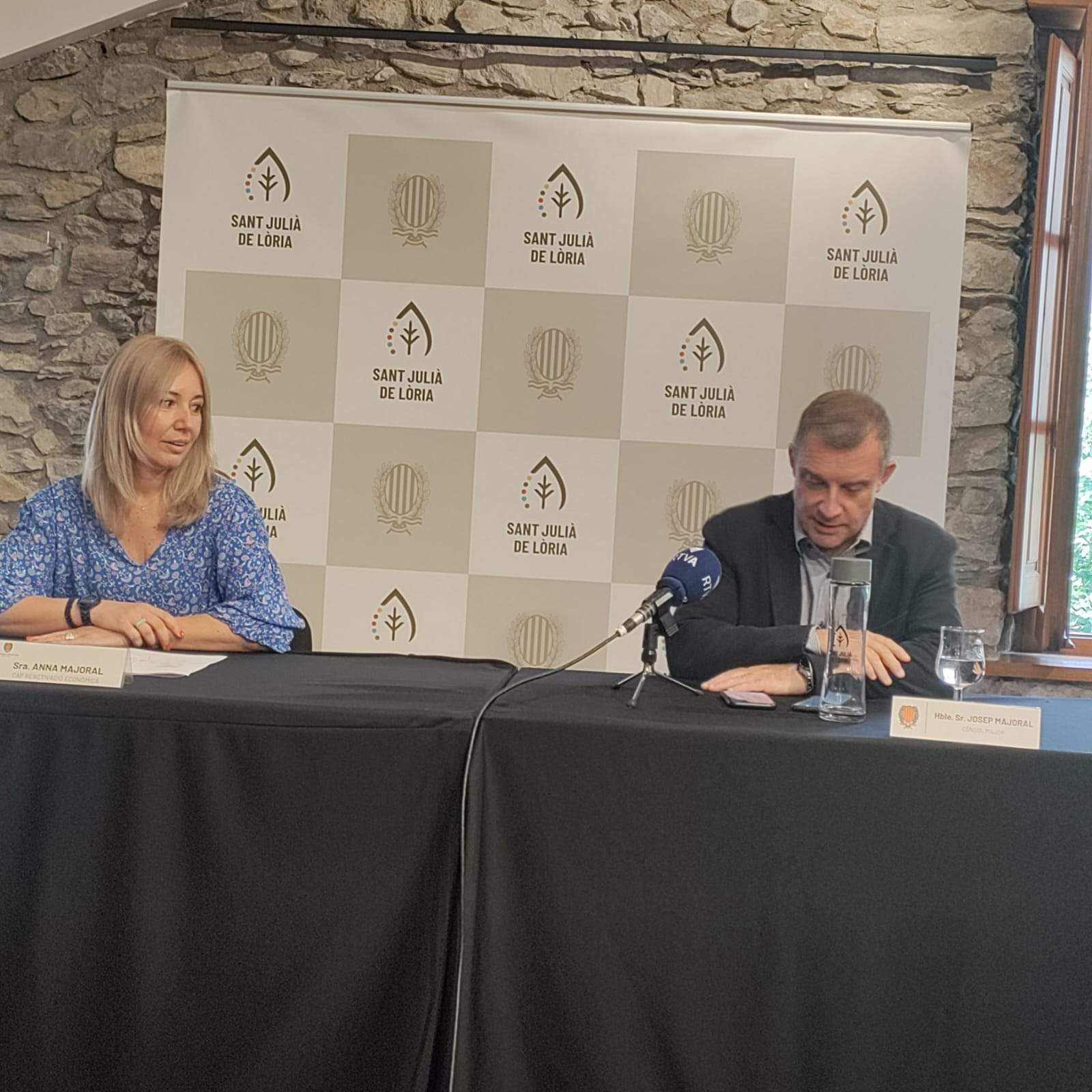 Anna Majoral i Josep Majoral durant la presentació de la fira.