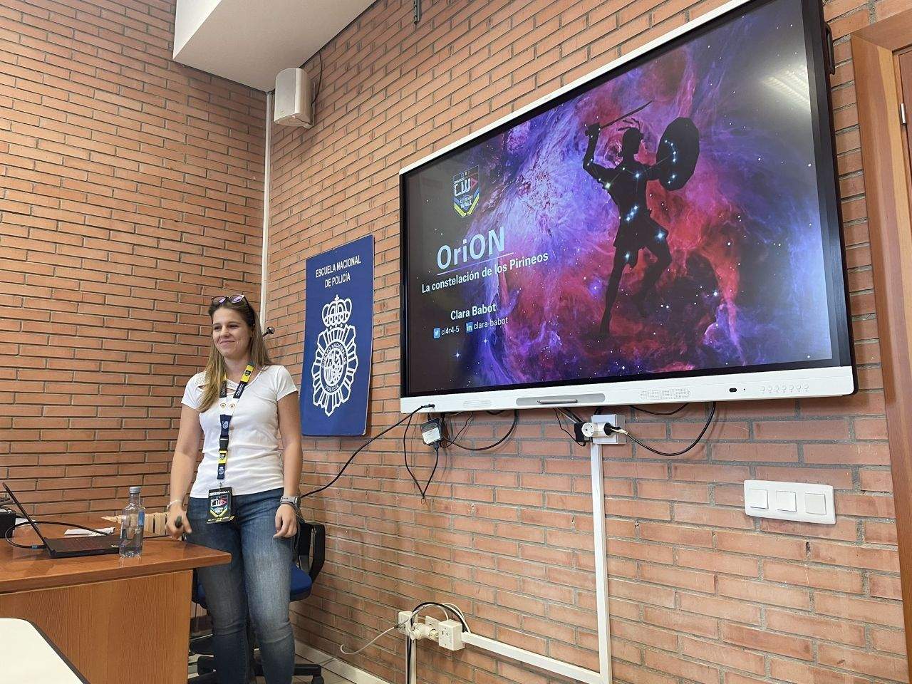 Clara Babot i el seu projecte OriON en la ponència a Àvila.