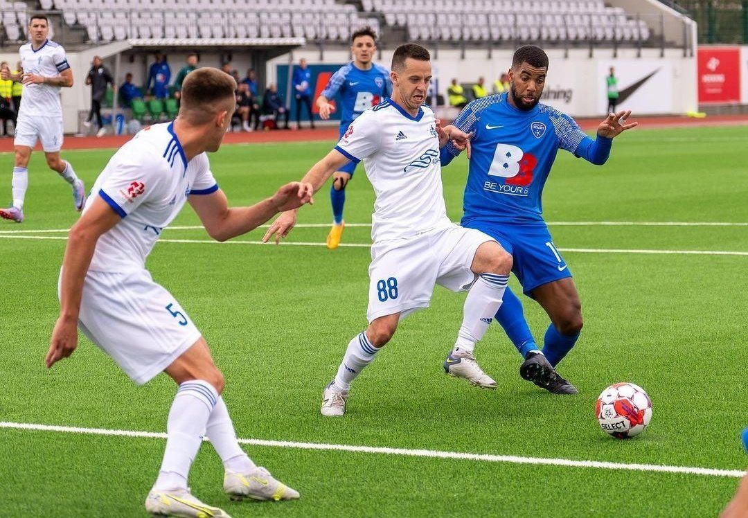 Un moment del partit entre Atlètic Escaldes i Buducnost.