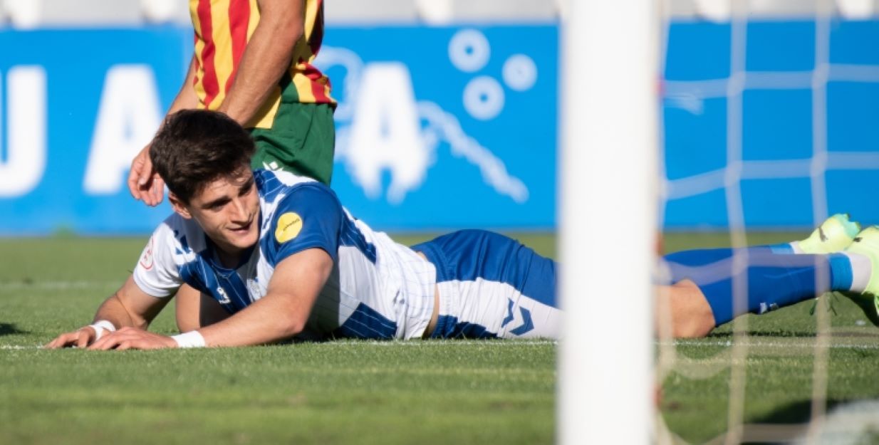 Pau Víctor en un partit amb el Sabadell.