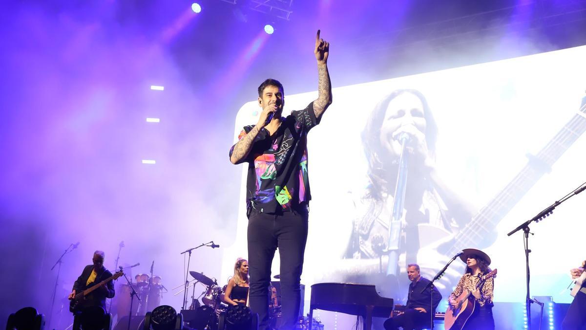 Melendi, durant un concert.