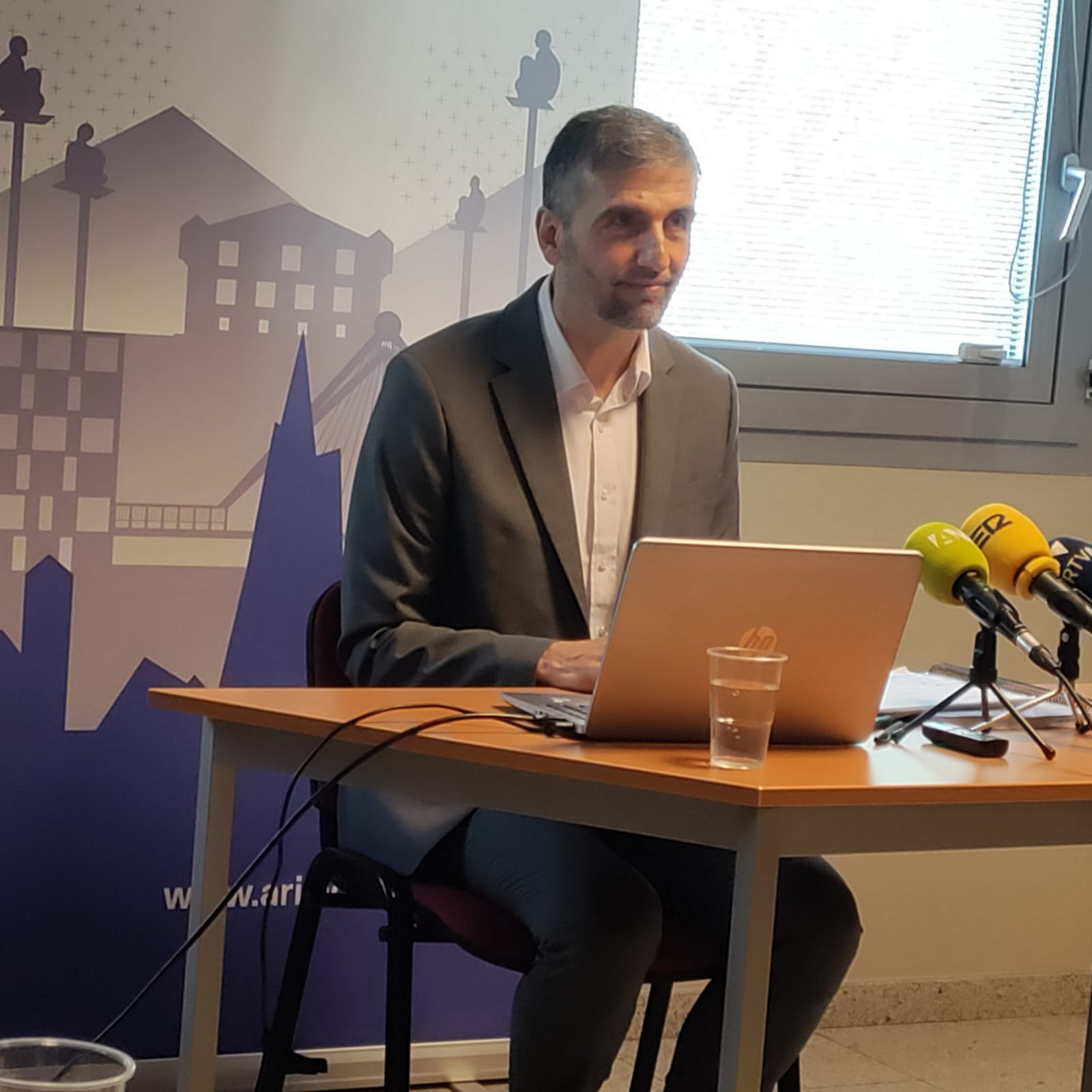 Joan Micó durant la presentació de l'Observatori aquest dijous.