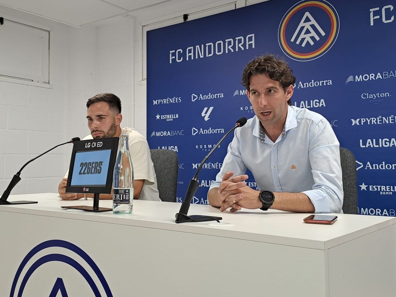 Leal, durant la roda de premsa amb Jaume Nogués.