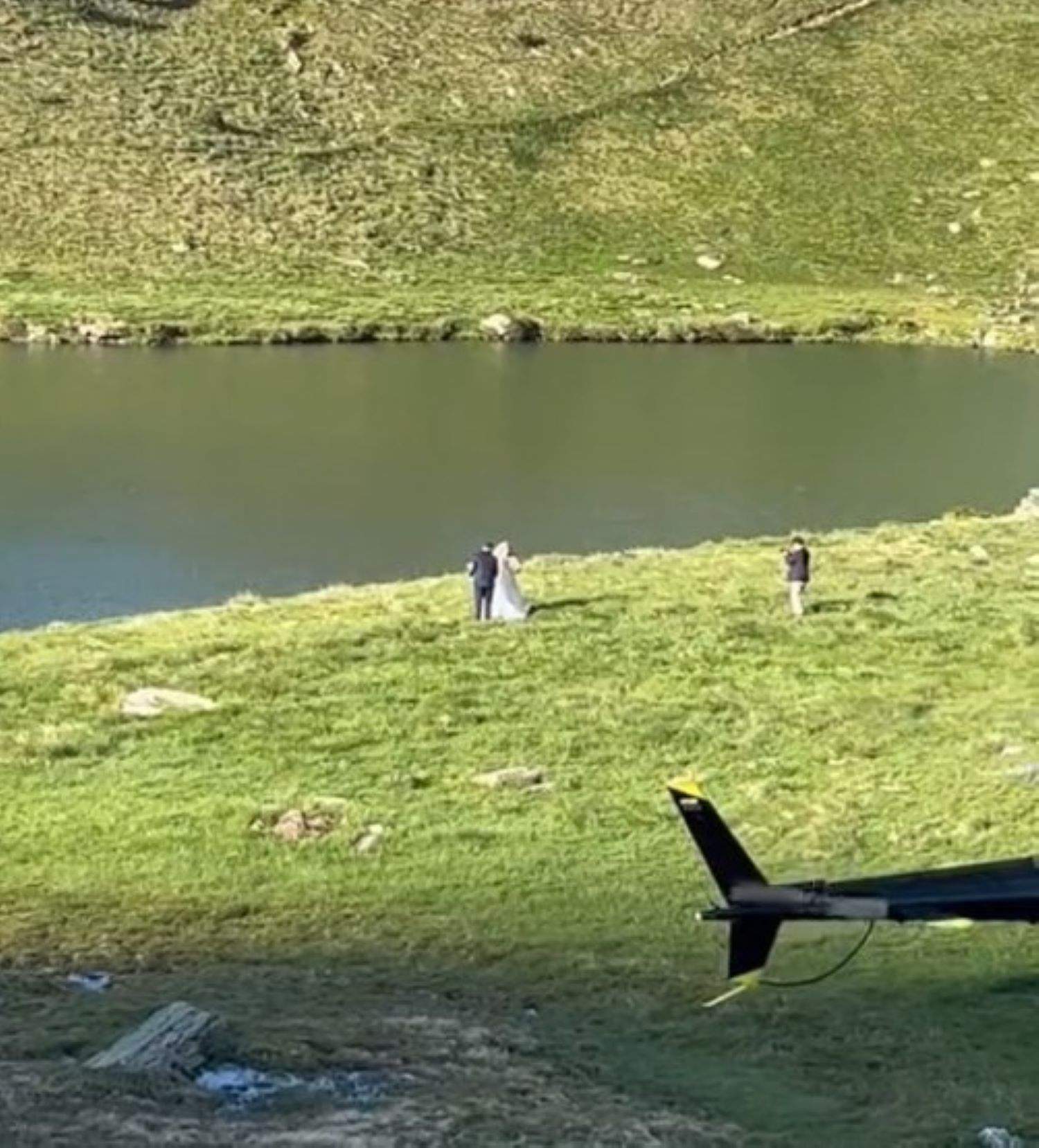 La parella fent-se fotos.