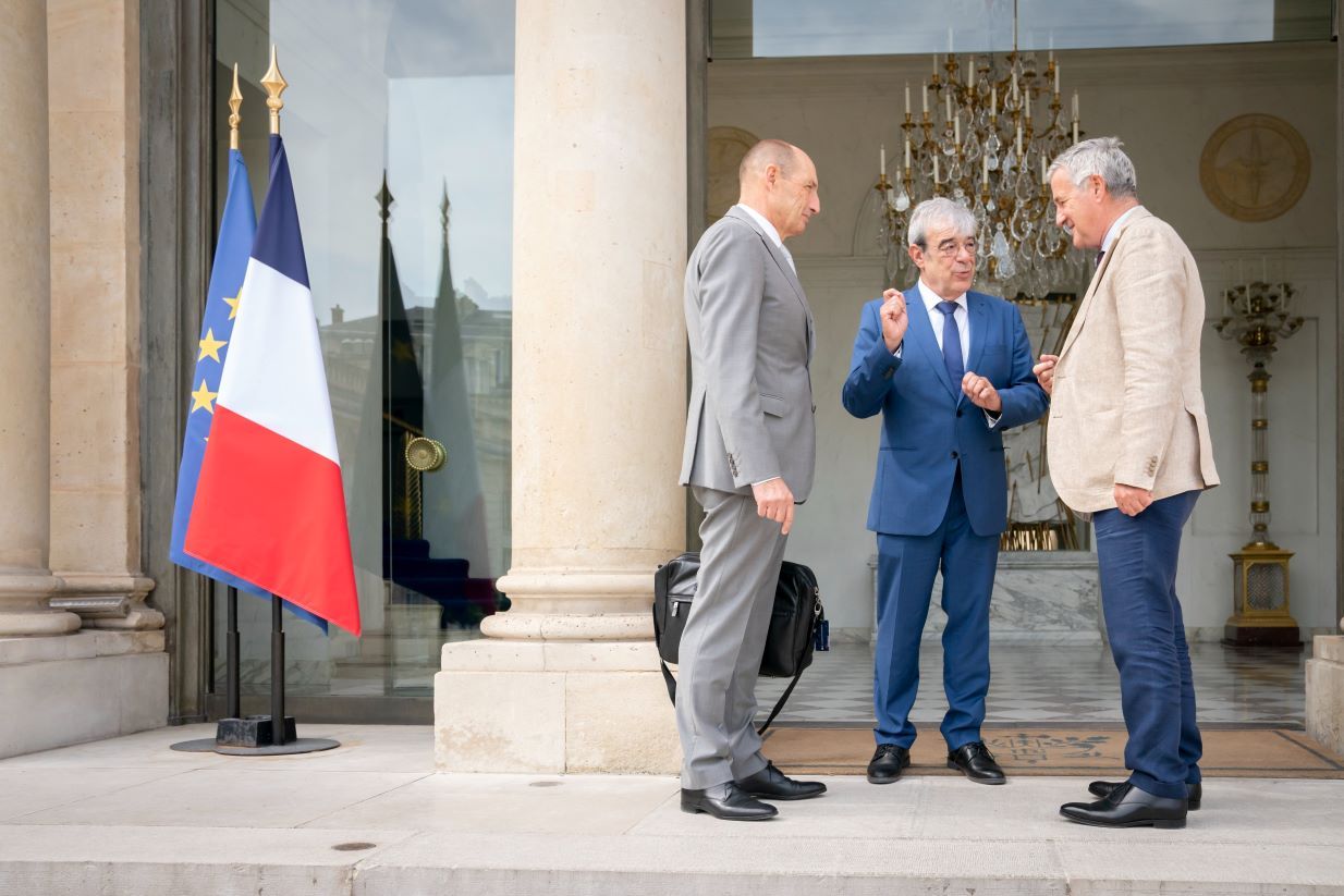 Escande, Baró i Strzoda aquest divendres al Palau de l'Elisi.