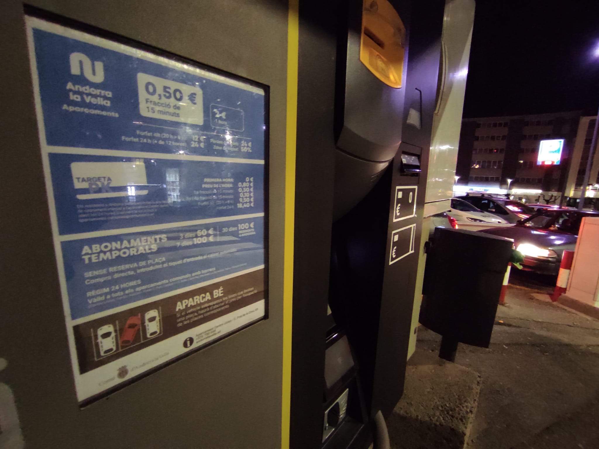 Un aparcament comunal d'Andorra la Vella.