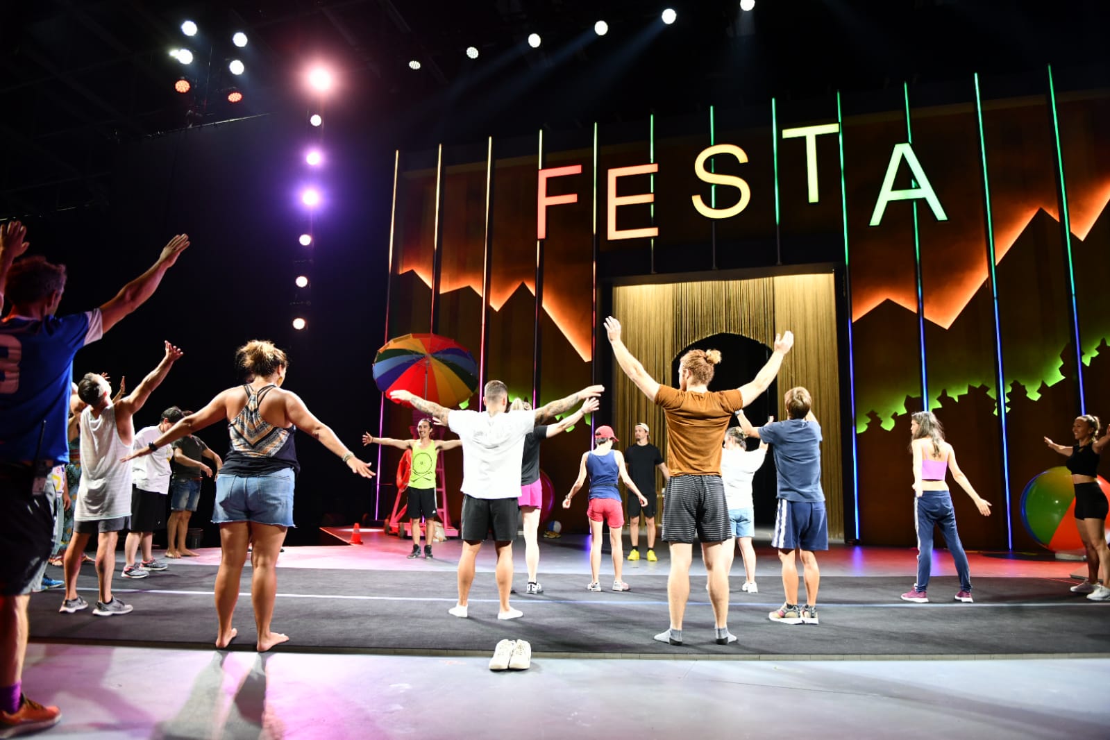 Un dels tallers damunt mateix de l'escenari de FESTA.