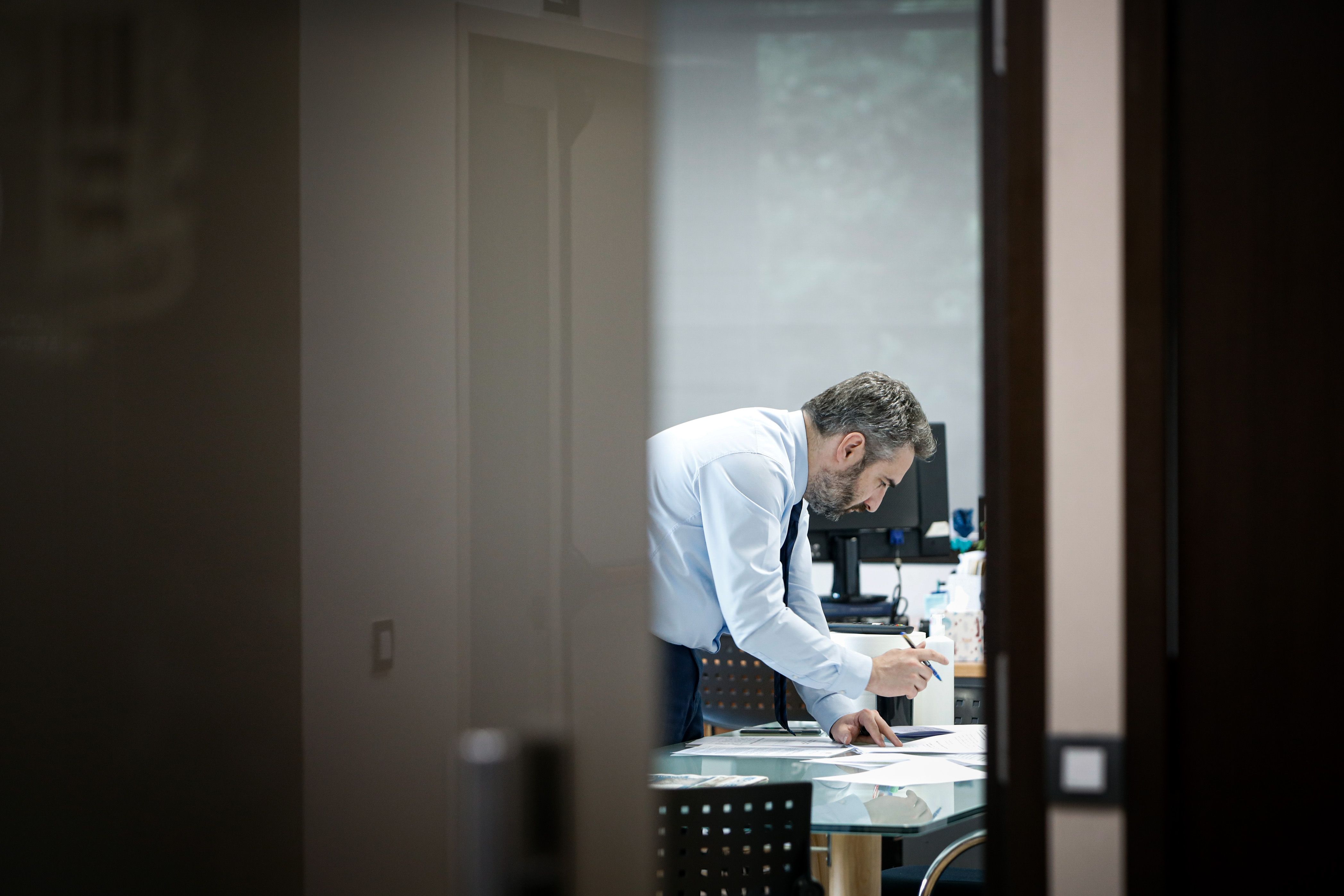 Eric Jover al seu despatx quan era ministre.