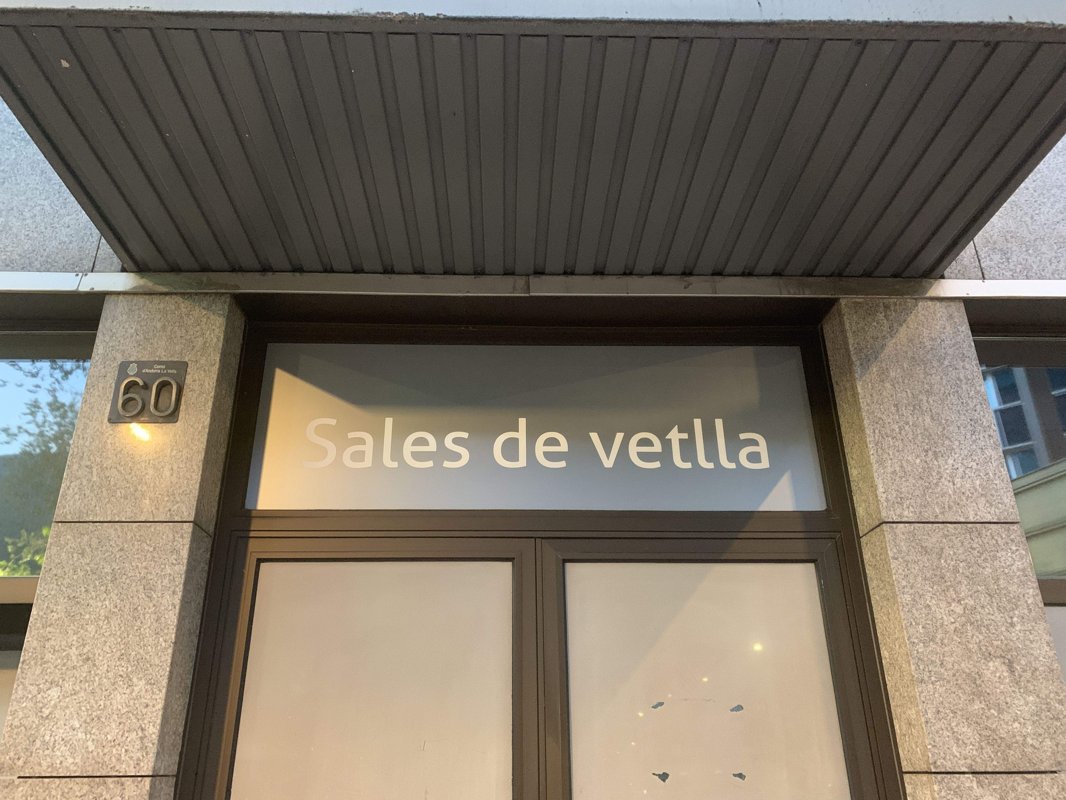 Les sales de vetlla estan situades al carrer Prat de la Creu.