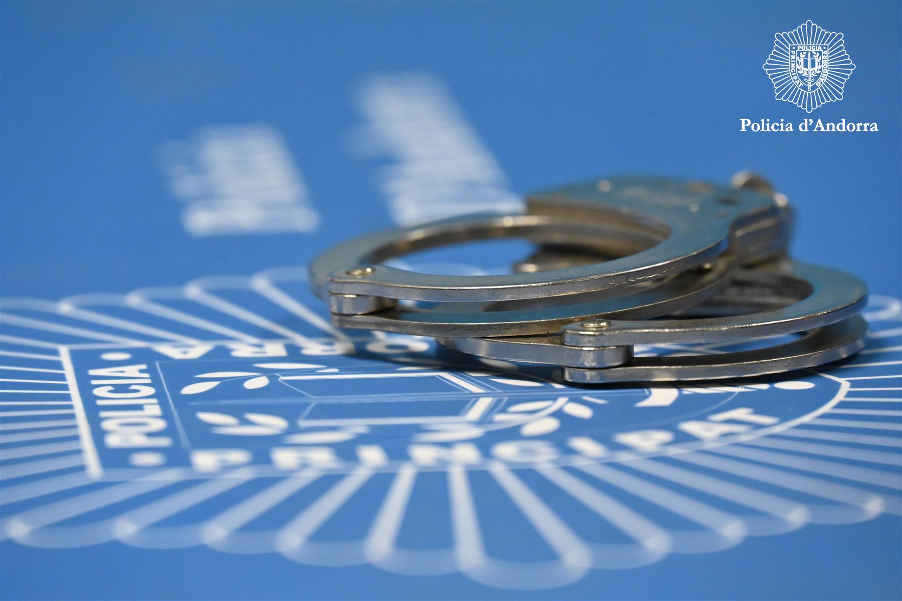 Unes manilles. Unes manilles.