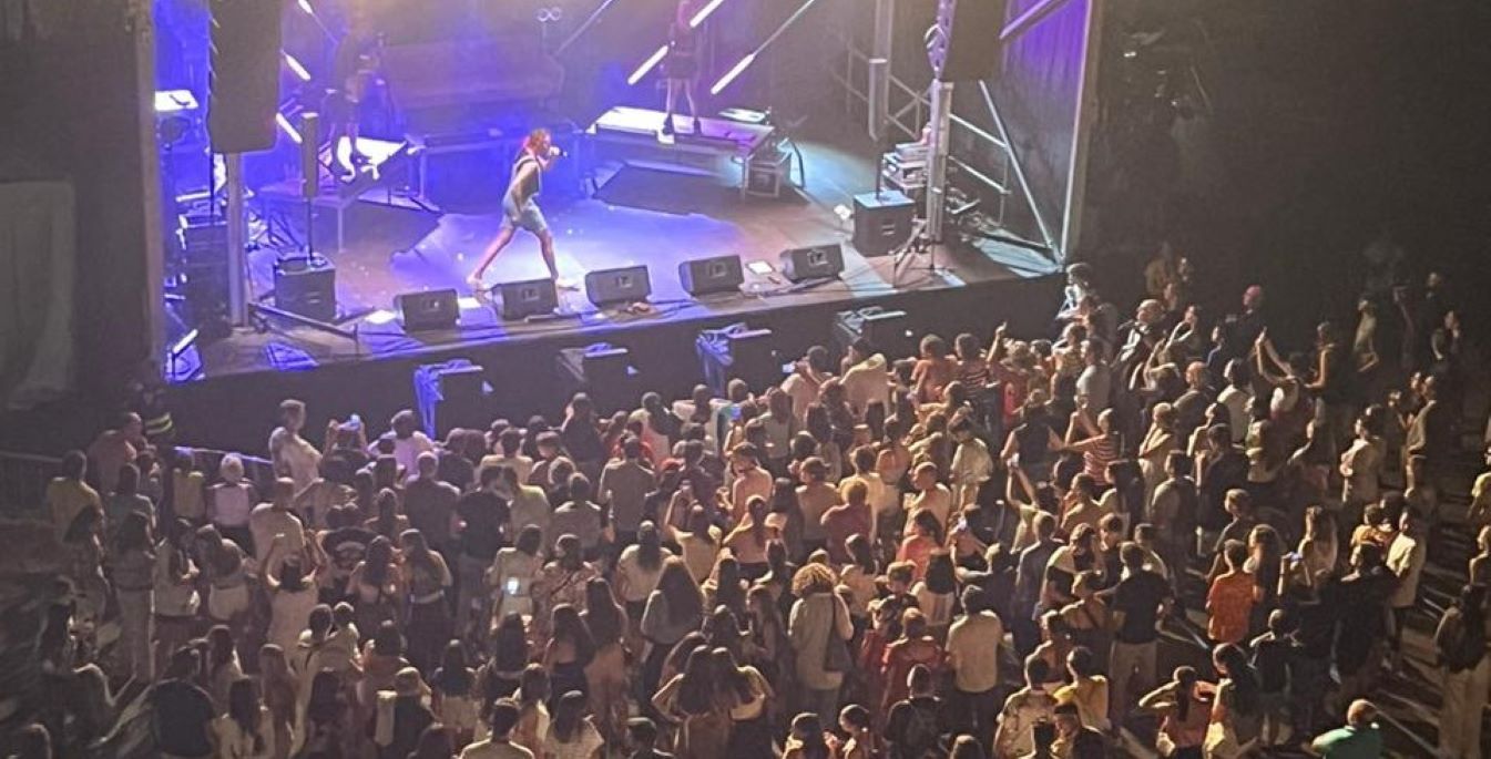 Lildami durant la seva actuació aquest dilluns a Sant Julià de Lòria.