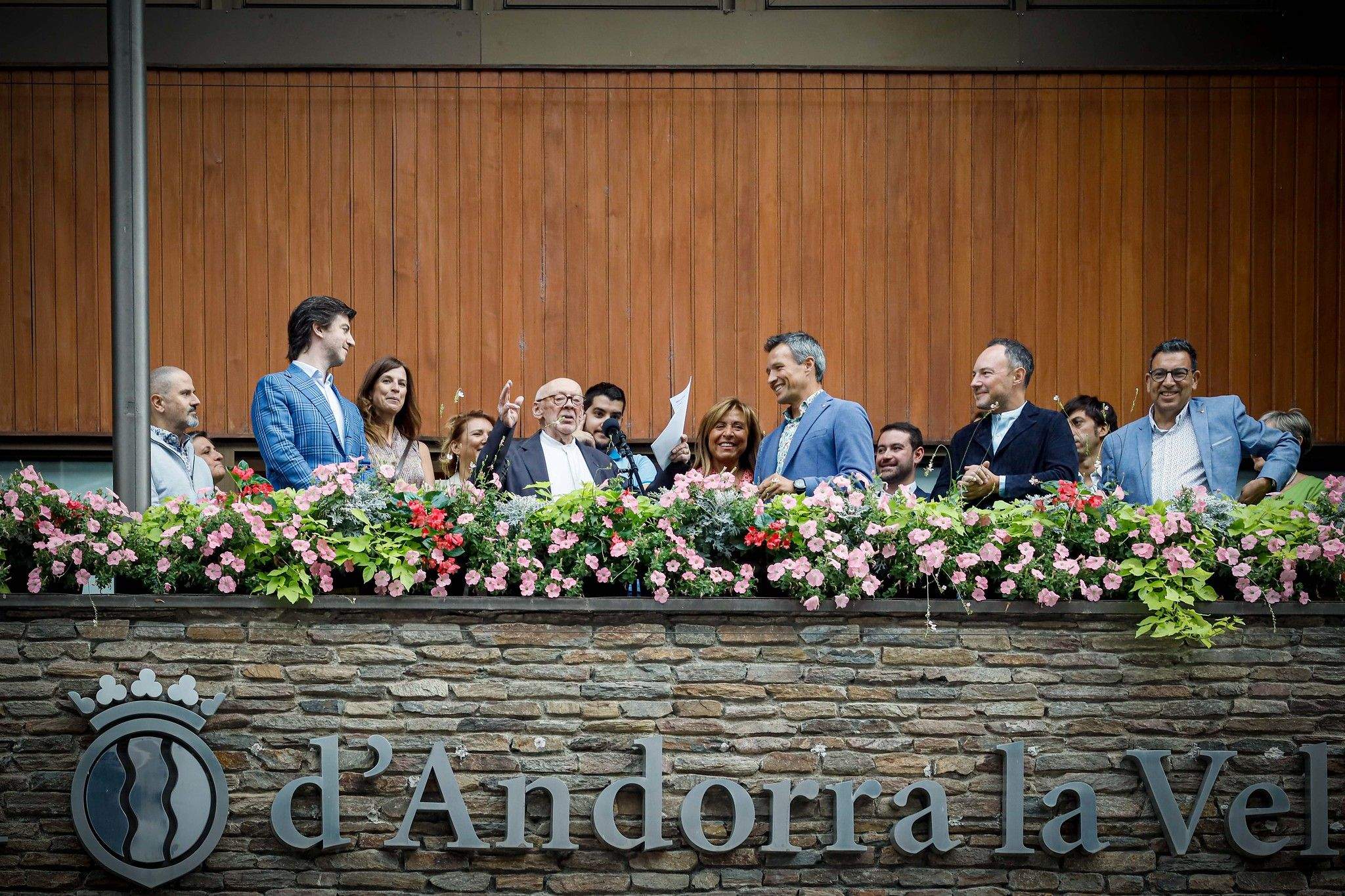 Casi Arajol durant el seu discurs al balcó del comú d'Andorra la Vella.