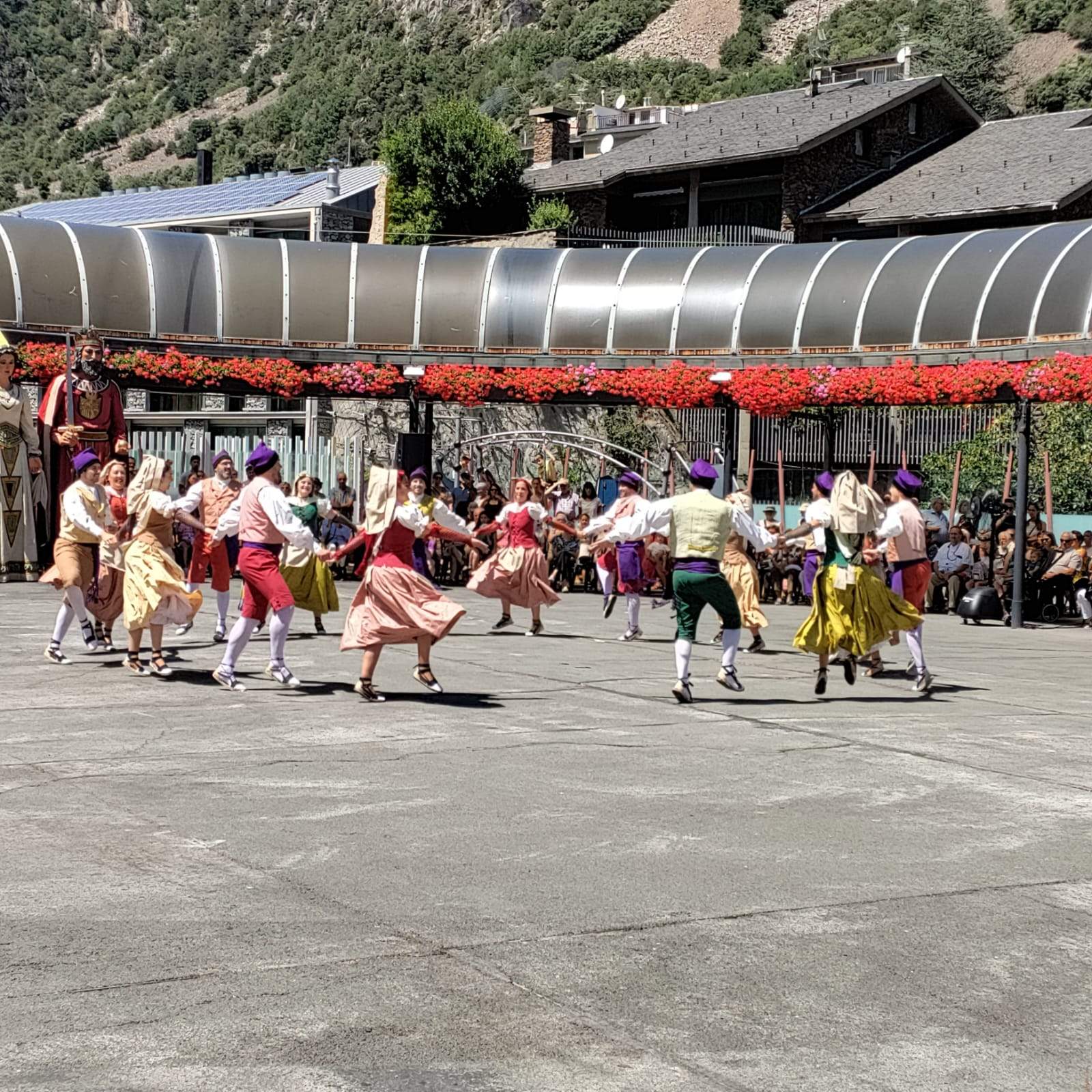 L'esbart amb el contrapàs d'aquest diumenge.