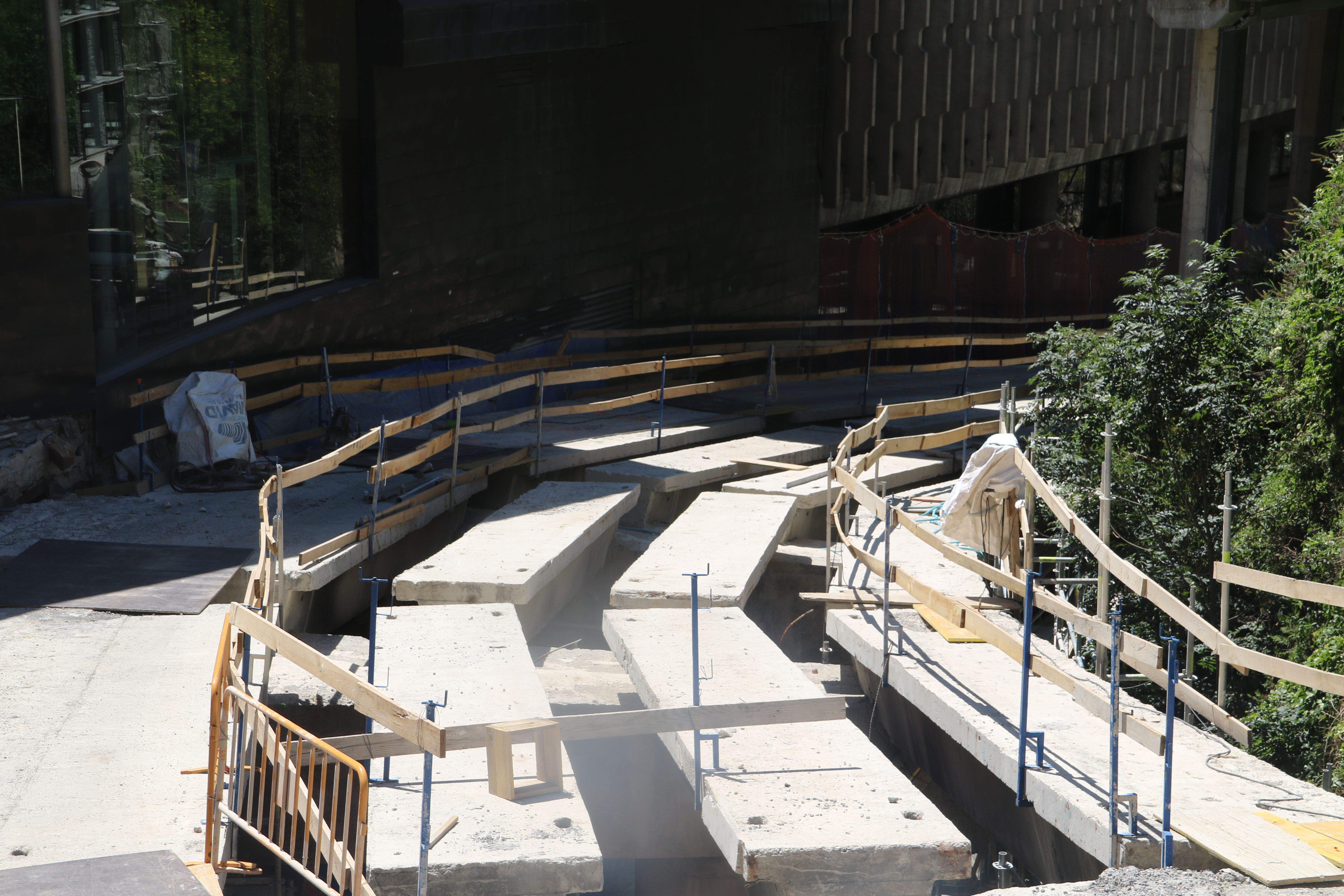 Una imatge del viaducte obert 'en canal' aquest migdia.