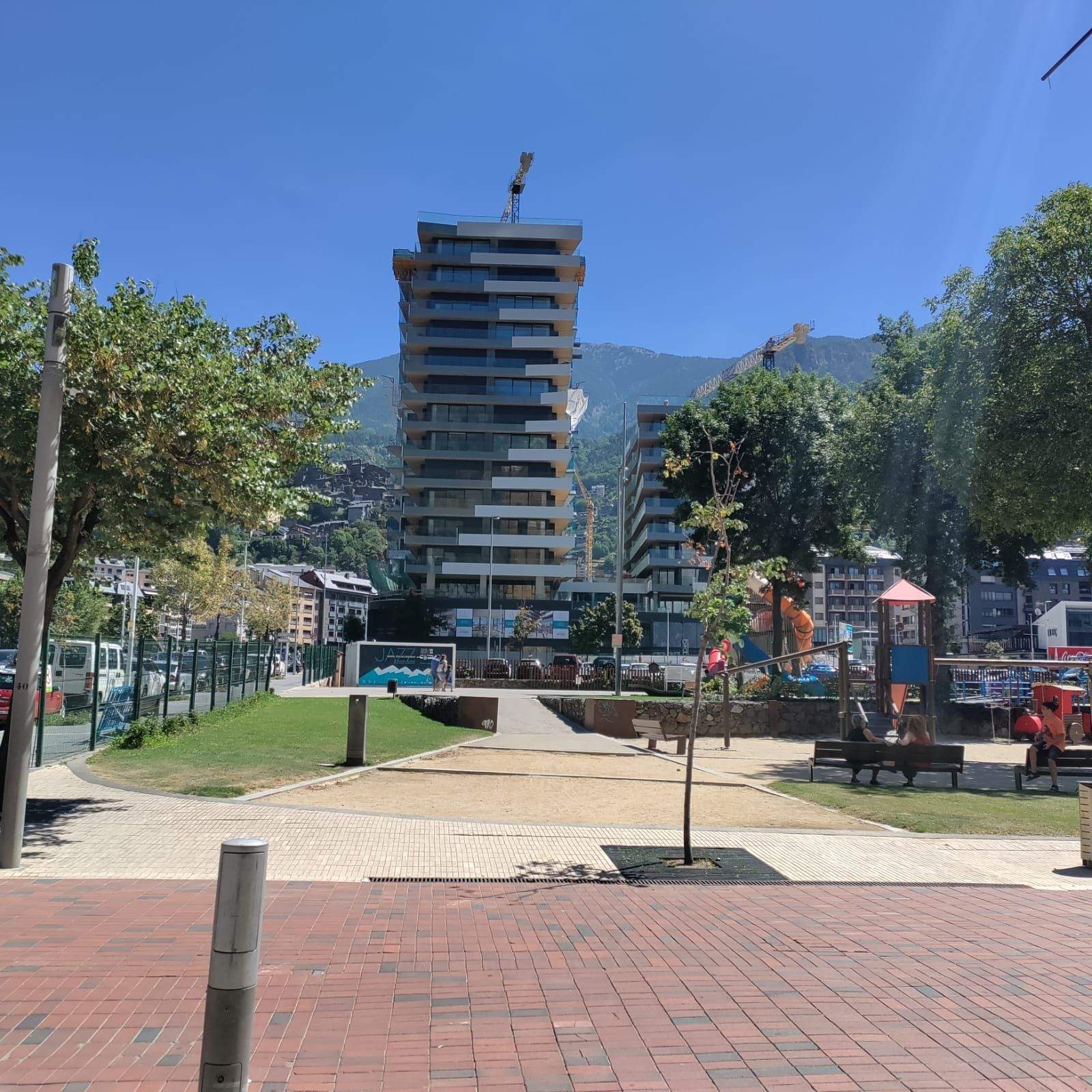 Un dels terrenys on es podrien construir noves torres.