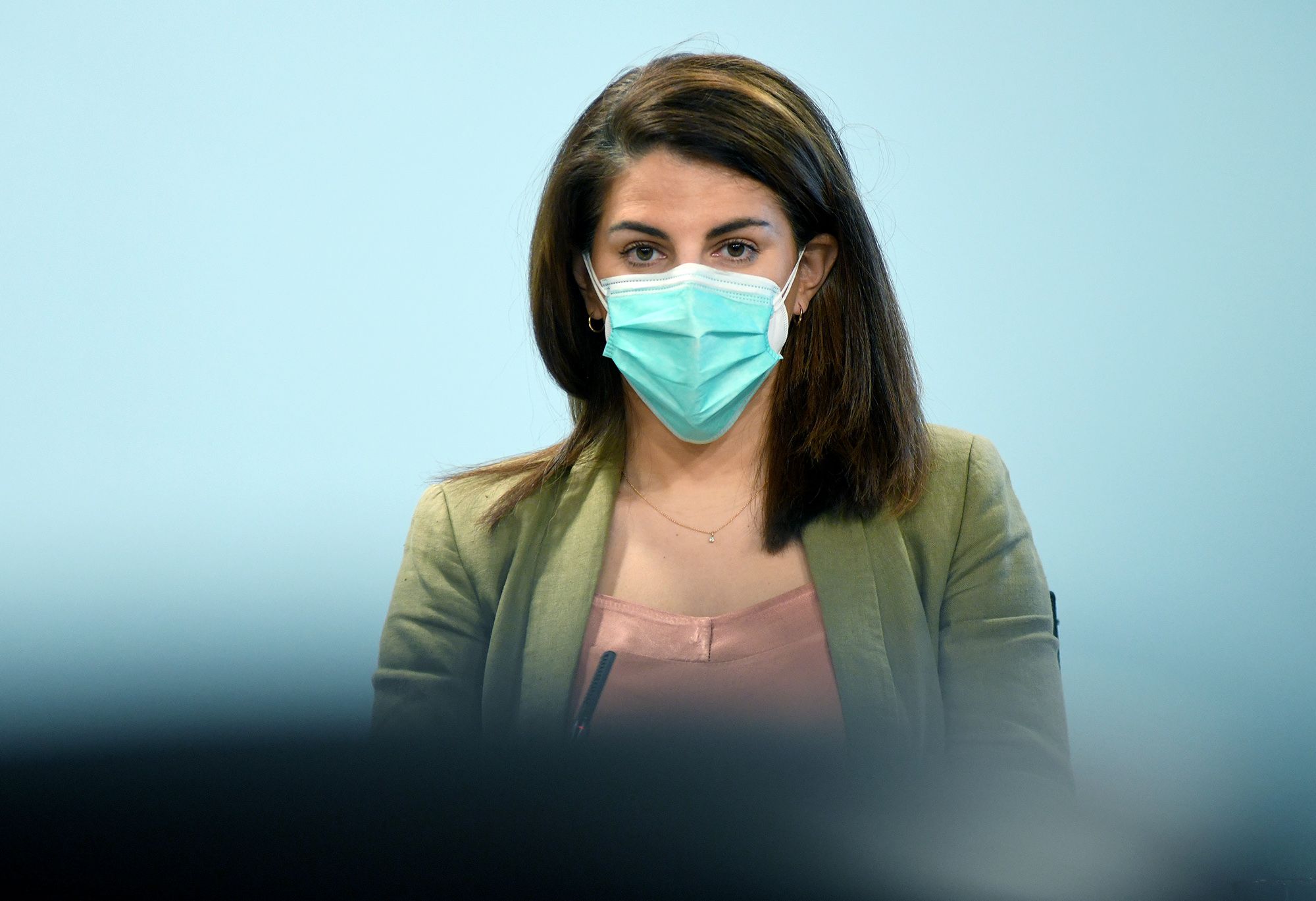 Meritxell Cosan durant una compareixença a Govern encara en plena pandèmia.