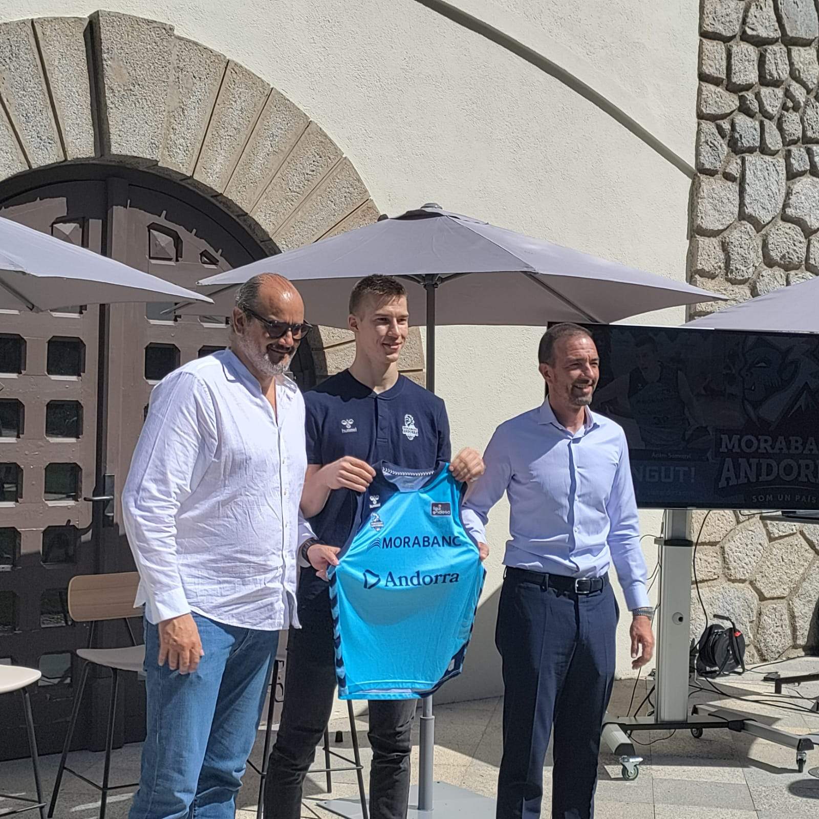 Solana, Somogyi i Torres aquest divendres als jardins de Ràdio Andorra.