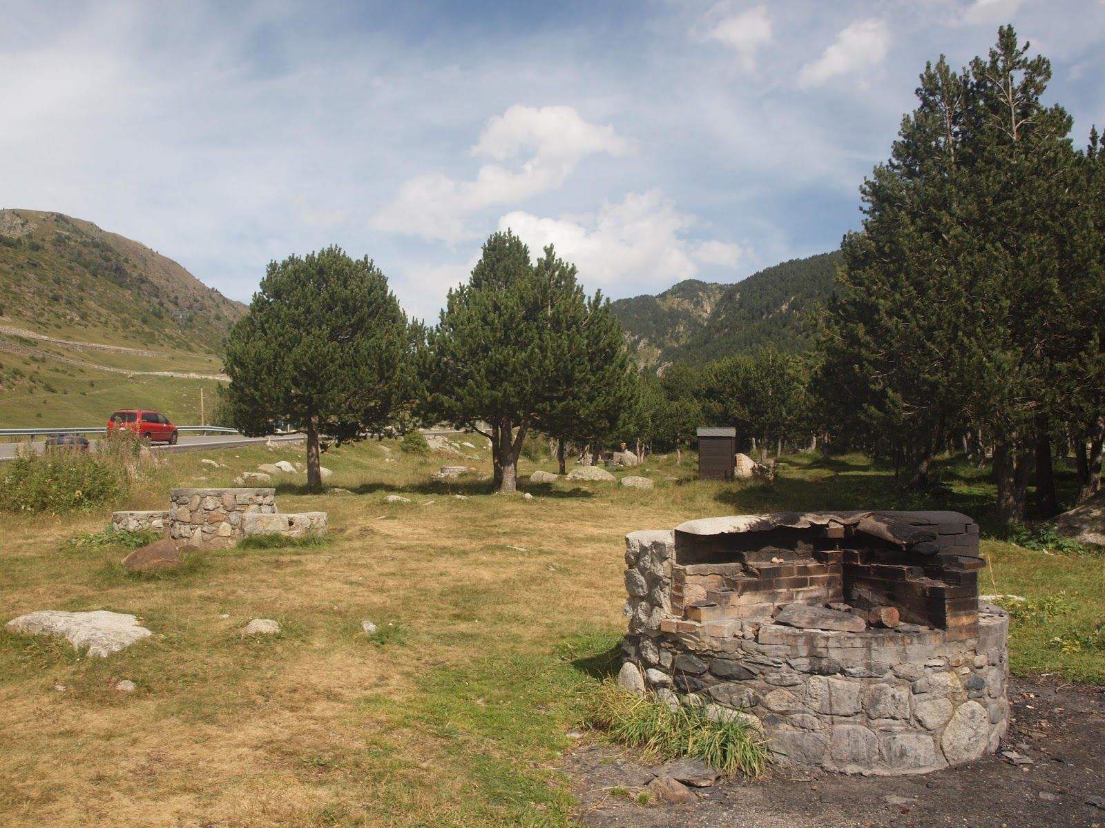 L'accident ha passat de nit més amunt de la zona de pícnic de la carretera dels Cortals d'Encamp.