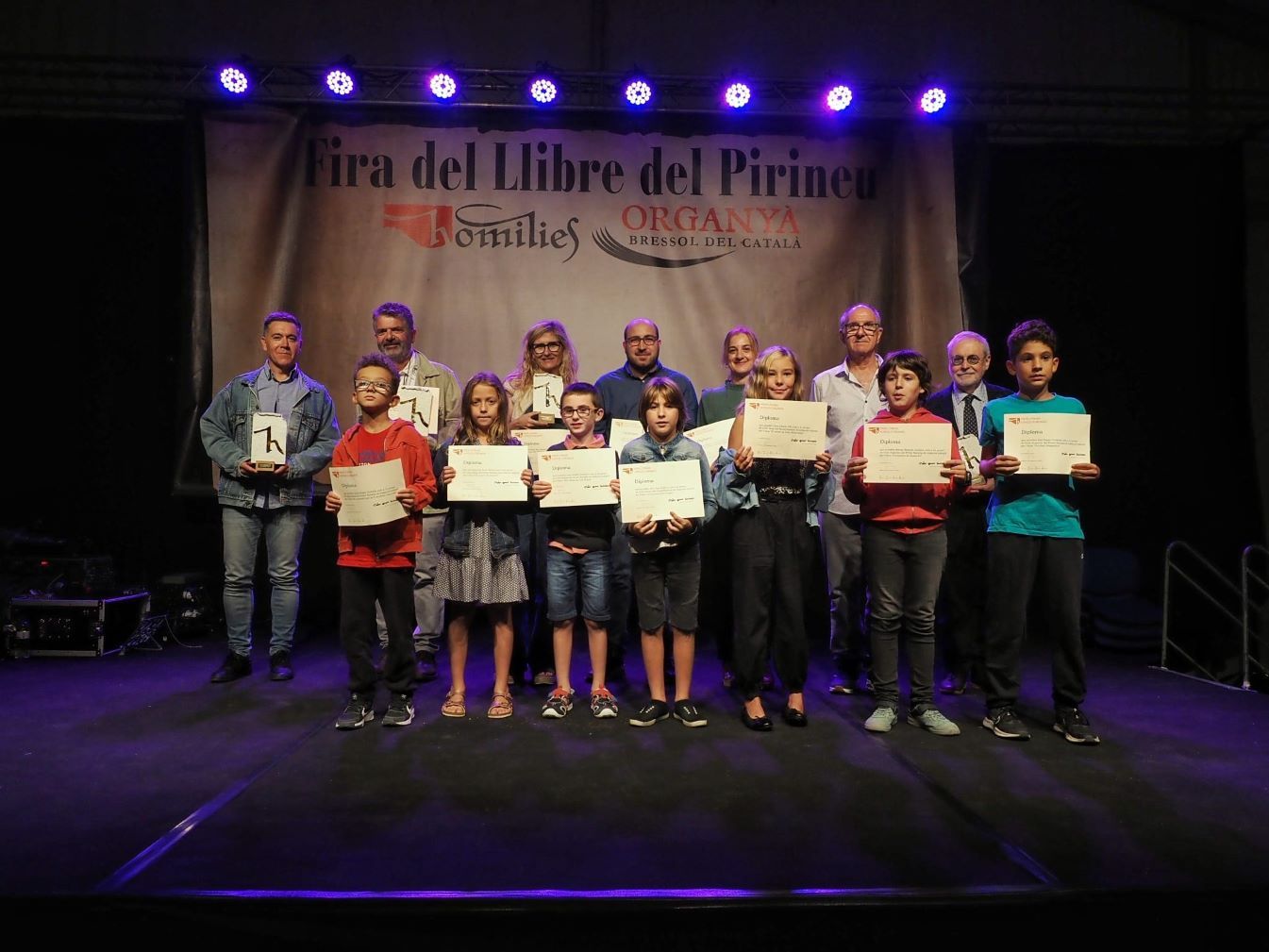 Foto de família dels premiats.