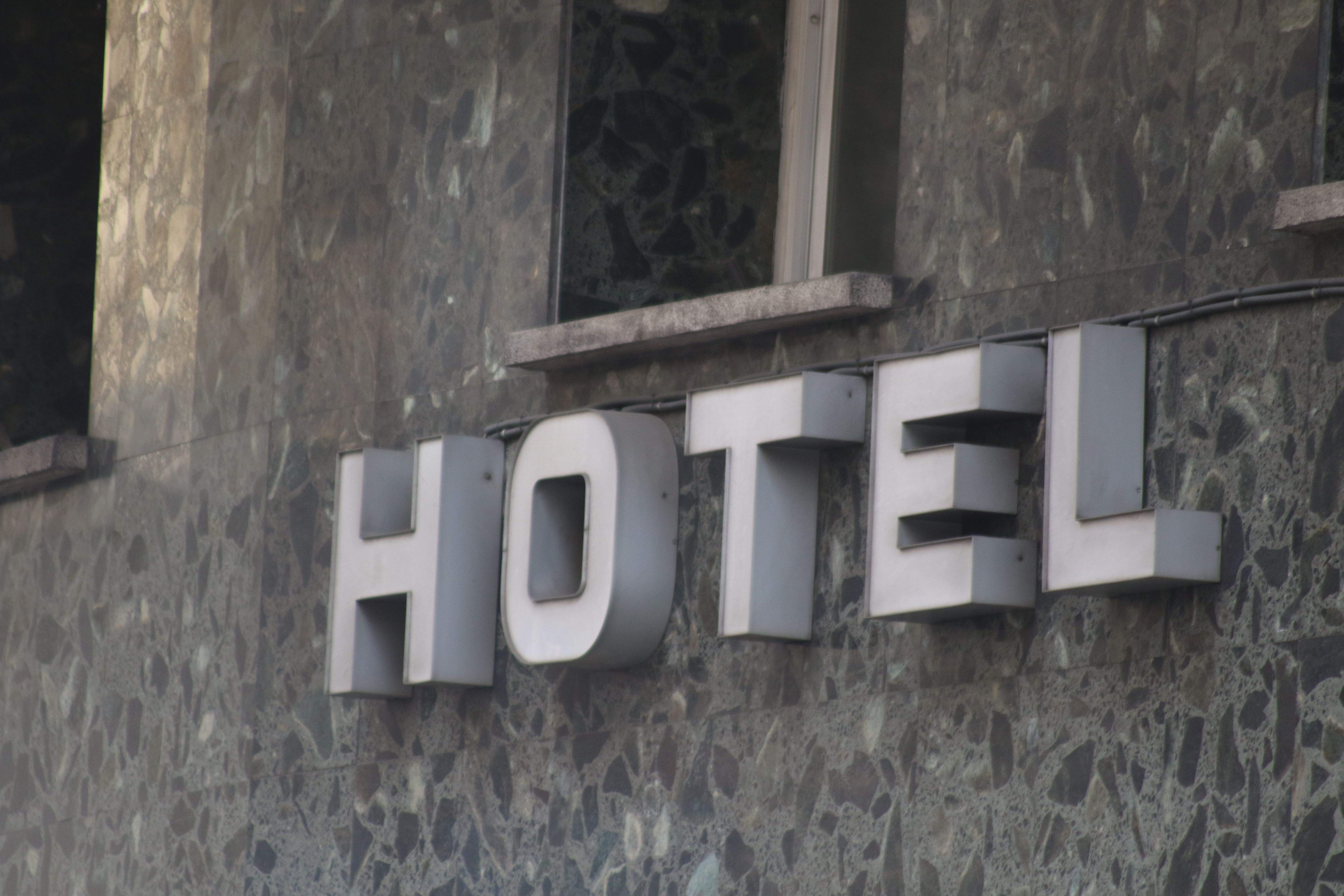 Rètol d'un hotel. Rètol d'un hotel.