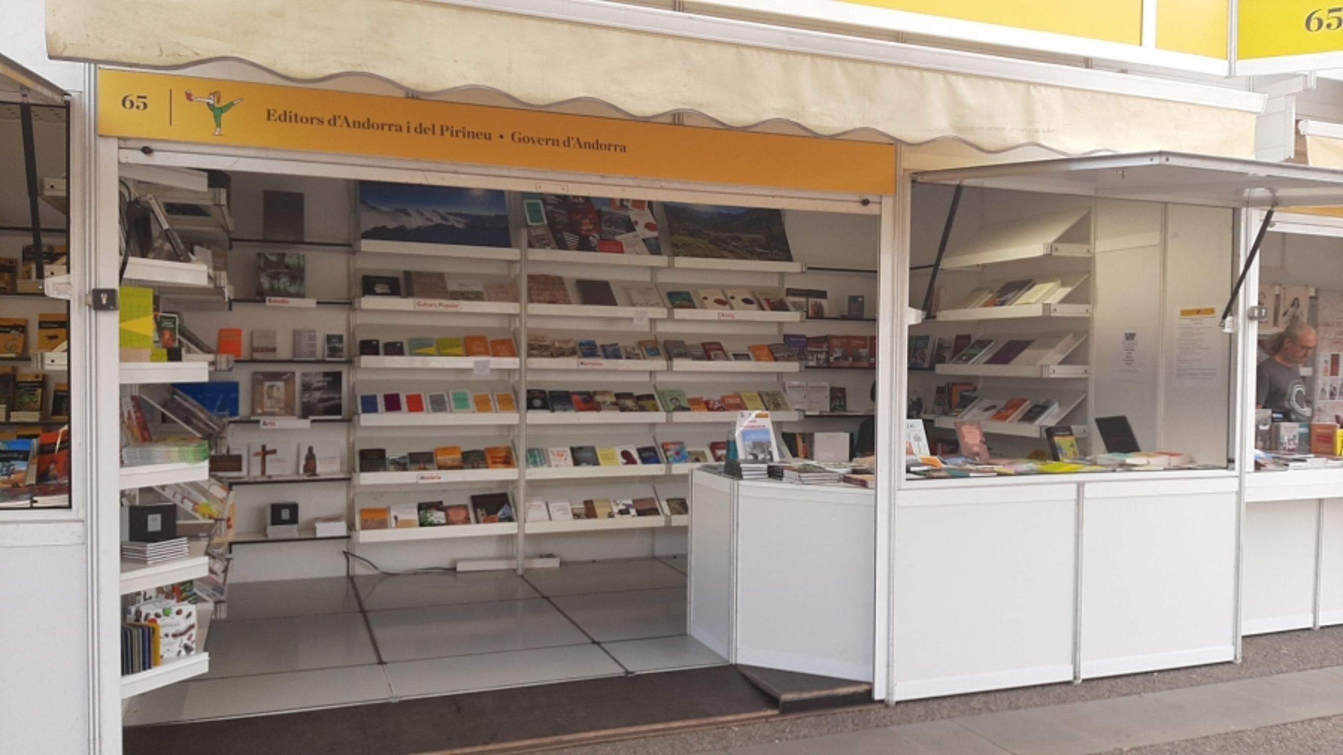 Estand d'Andorra en una edició anterior de la Setmana del llibre en català.
