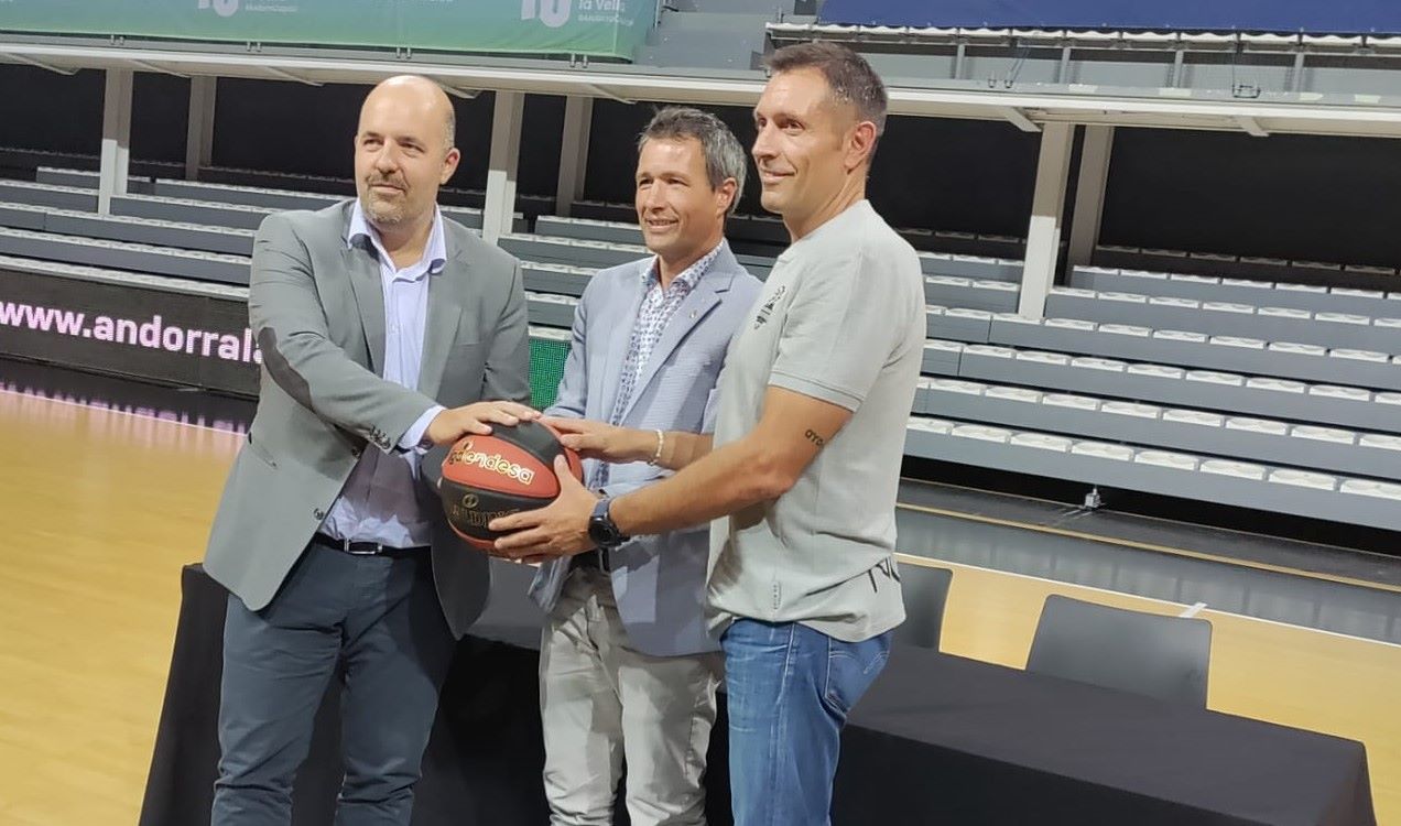 Aixàs, Astrié i Lezkano aquest dimecres al Poliesportiu.