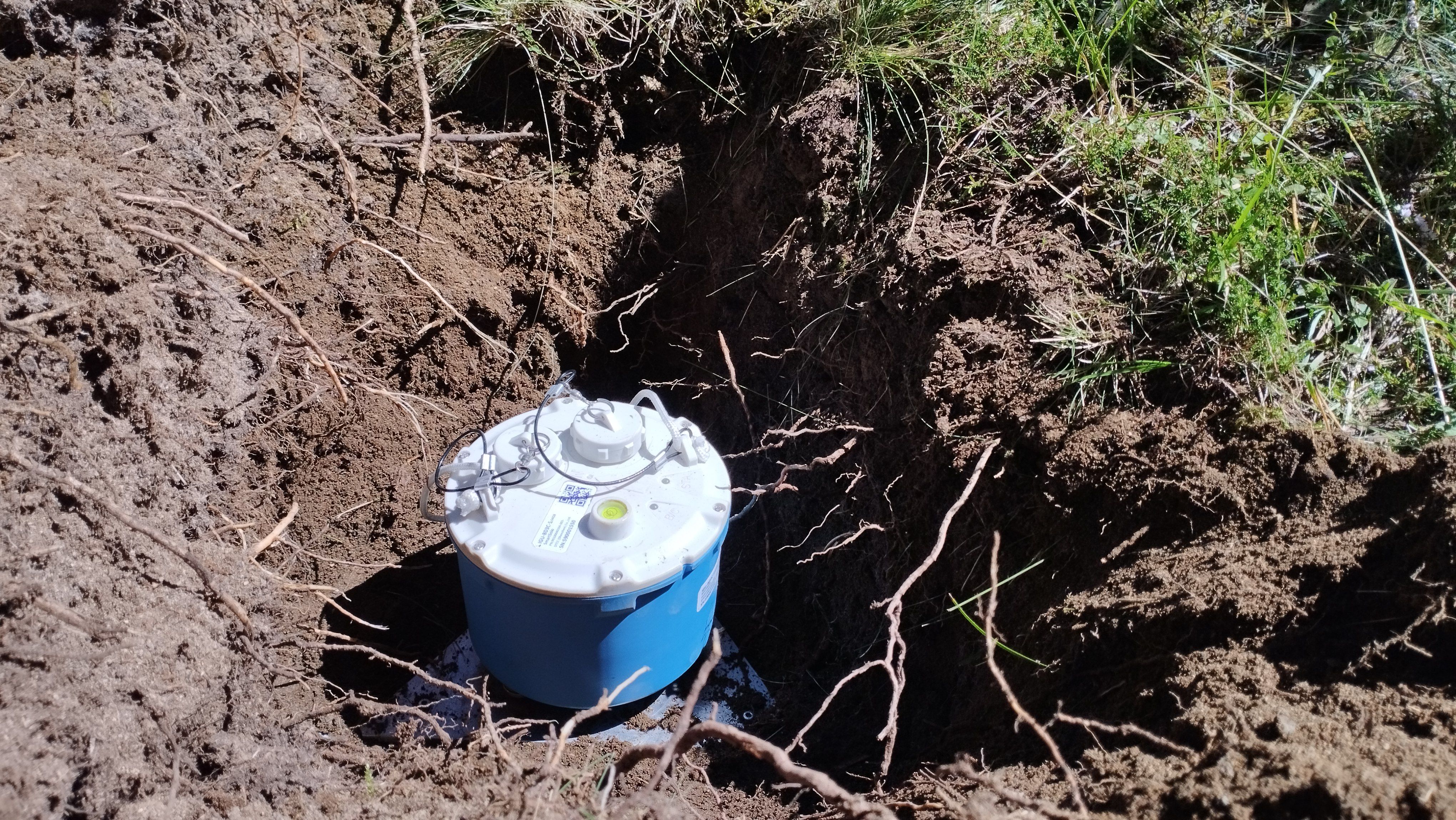 Una de les estacions sísmiques col·locades.