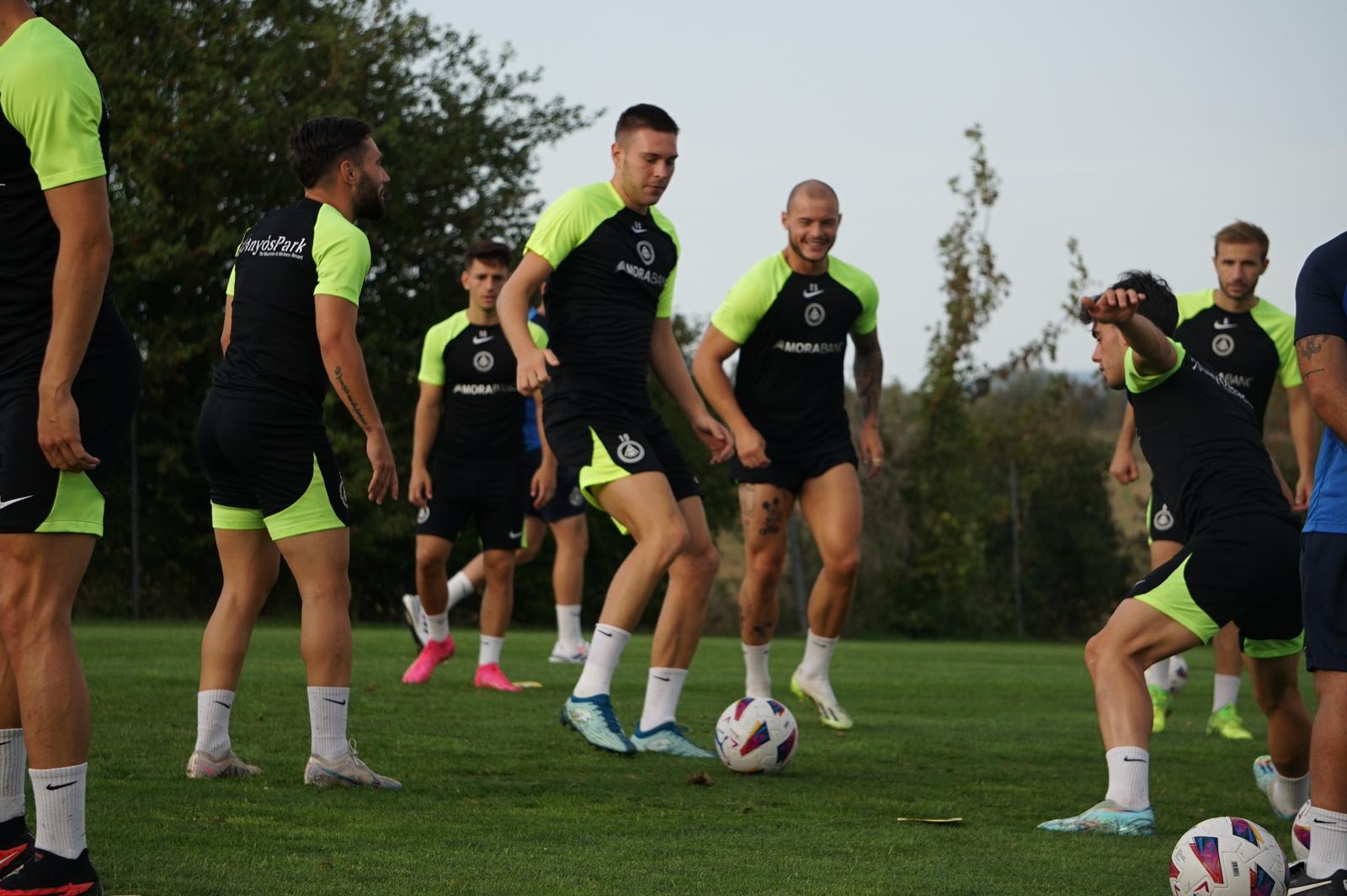La plantilla tricolor s'ha entrenat aquest dissabte a la ciutat esportiva de l'Alabès, a Vitoria.