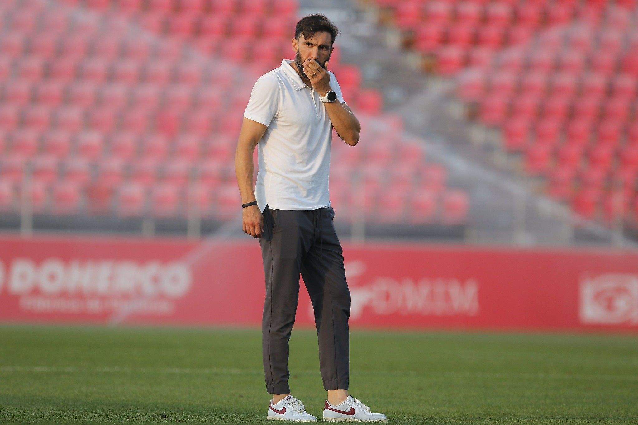 Sarabia, sobre la gespa d'Anduva.