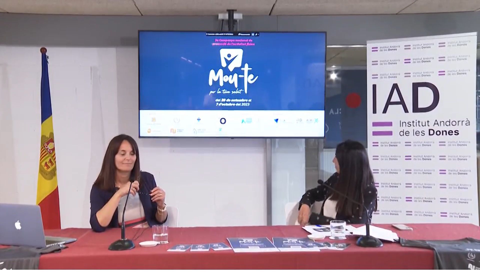 Un moment de la presentació de la campanya 'Mou te per la teva salut'