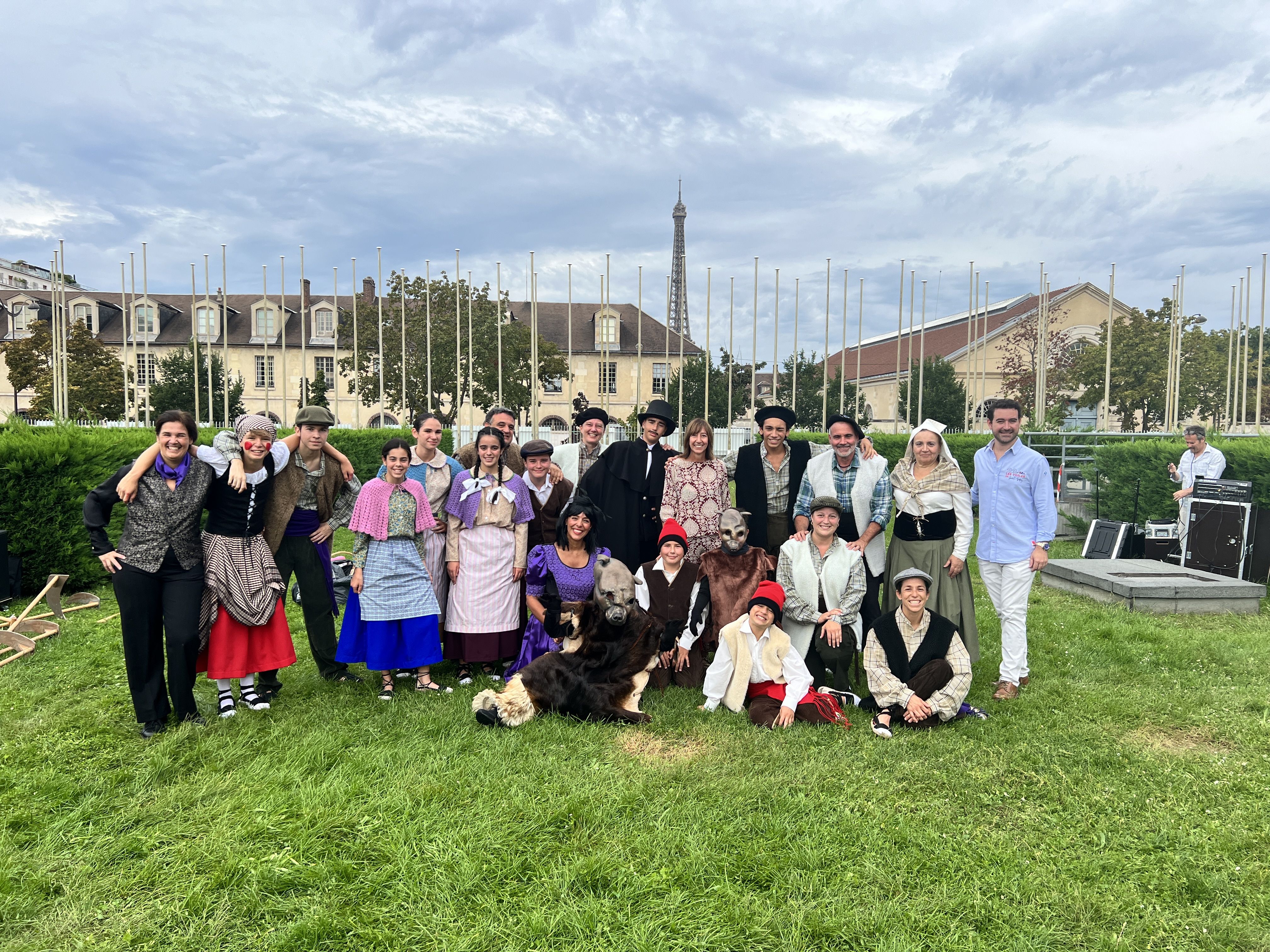 Els integrants de l'Associació Cultural d'Ordino