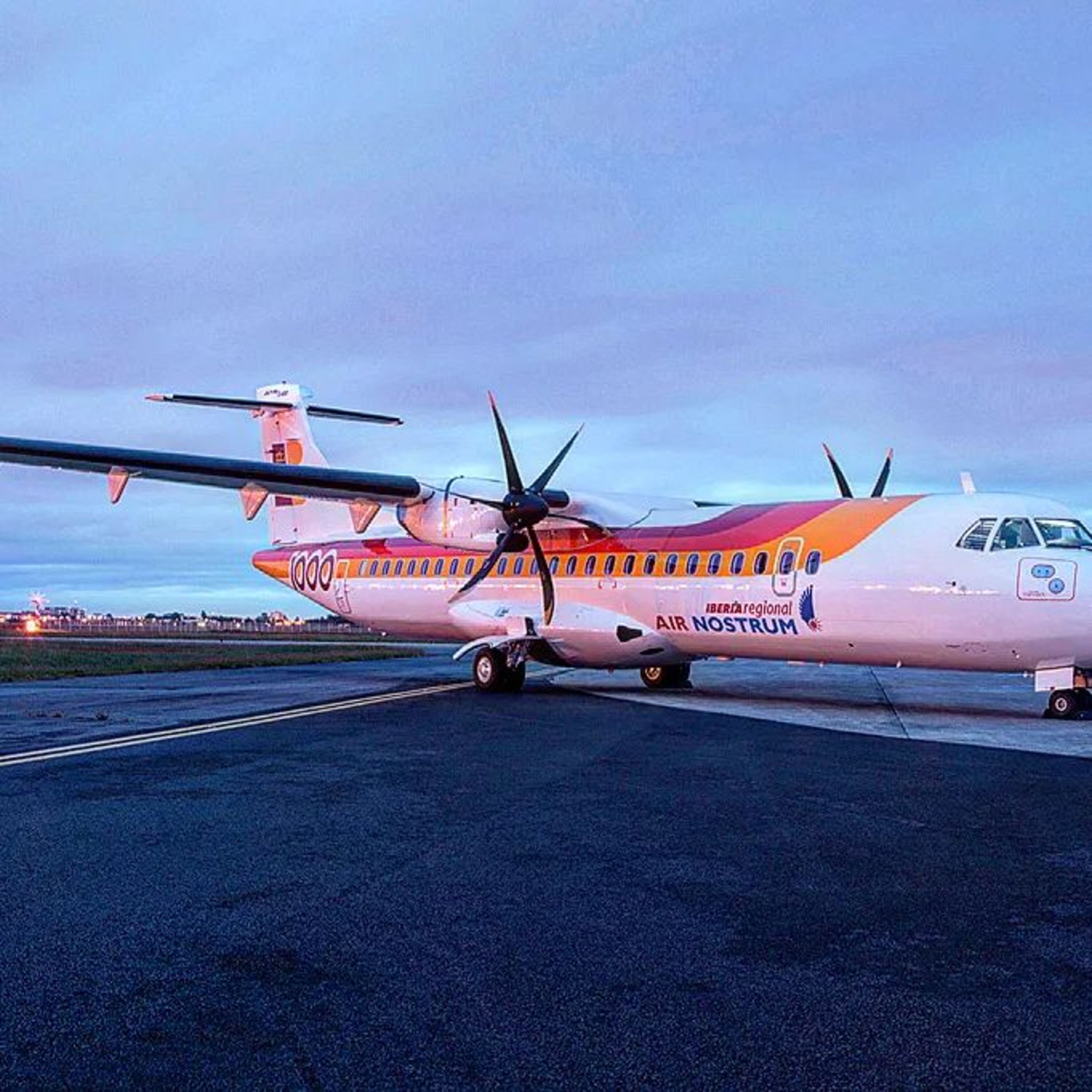 L'avió d'Air Nostrum ha hagut de ser desviat pel mal temps.