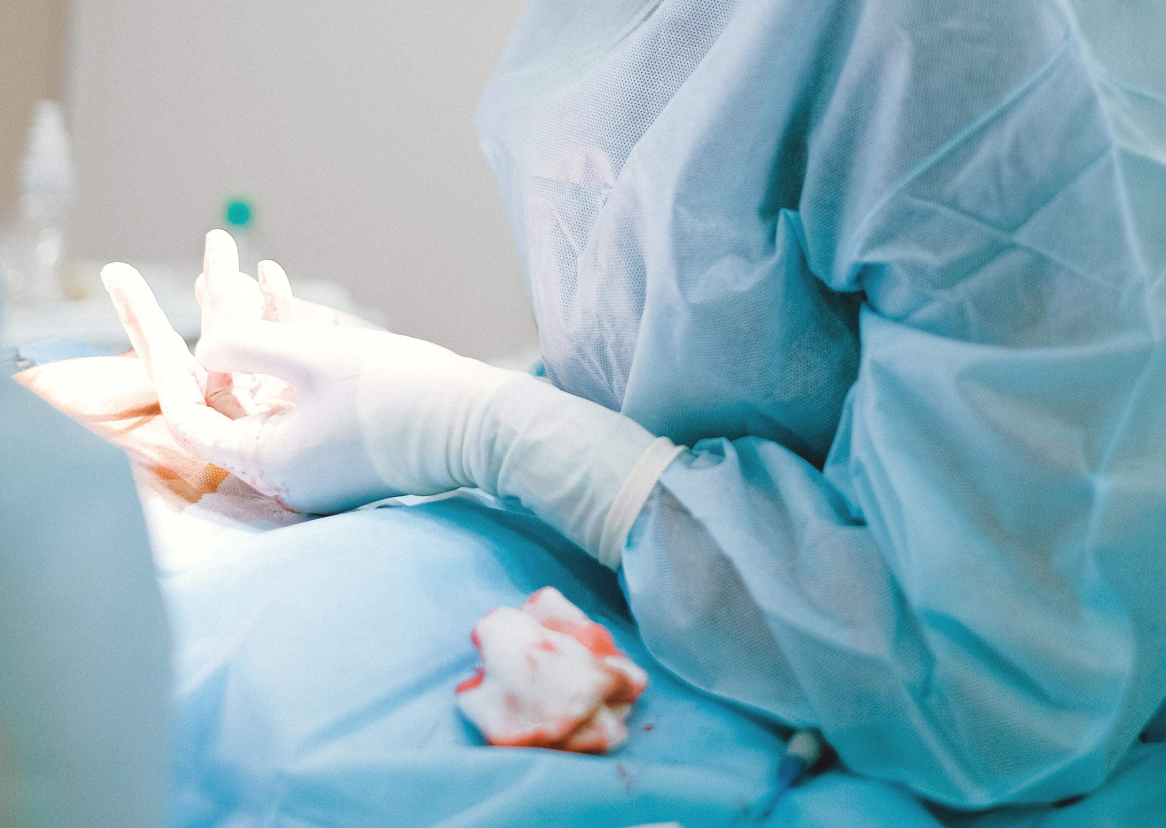 Una infermera en plena activitat.