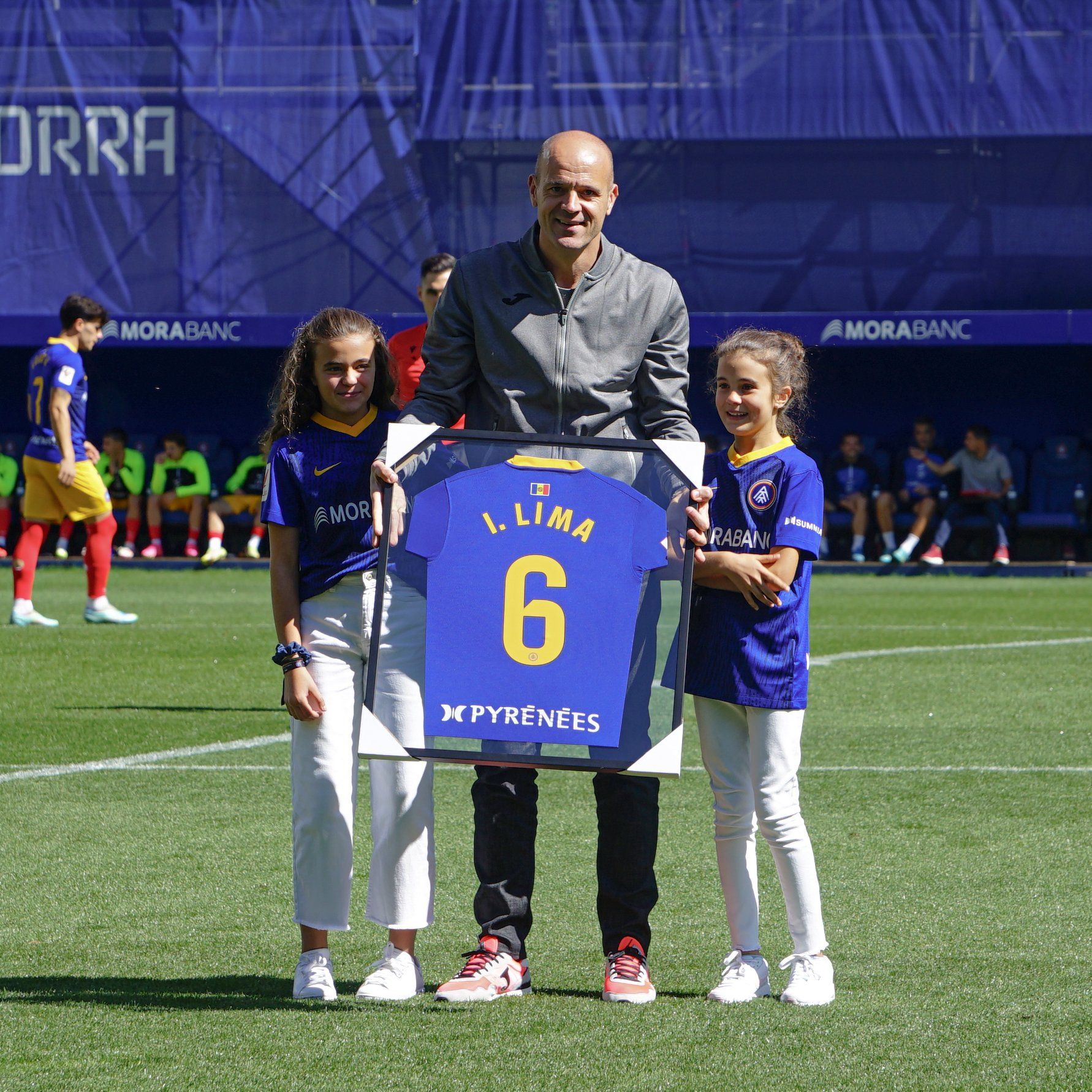 Ildefons Lima ha rebut un homenatge al descans.