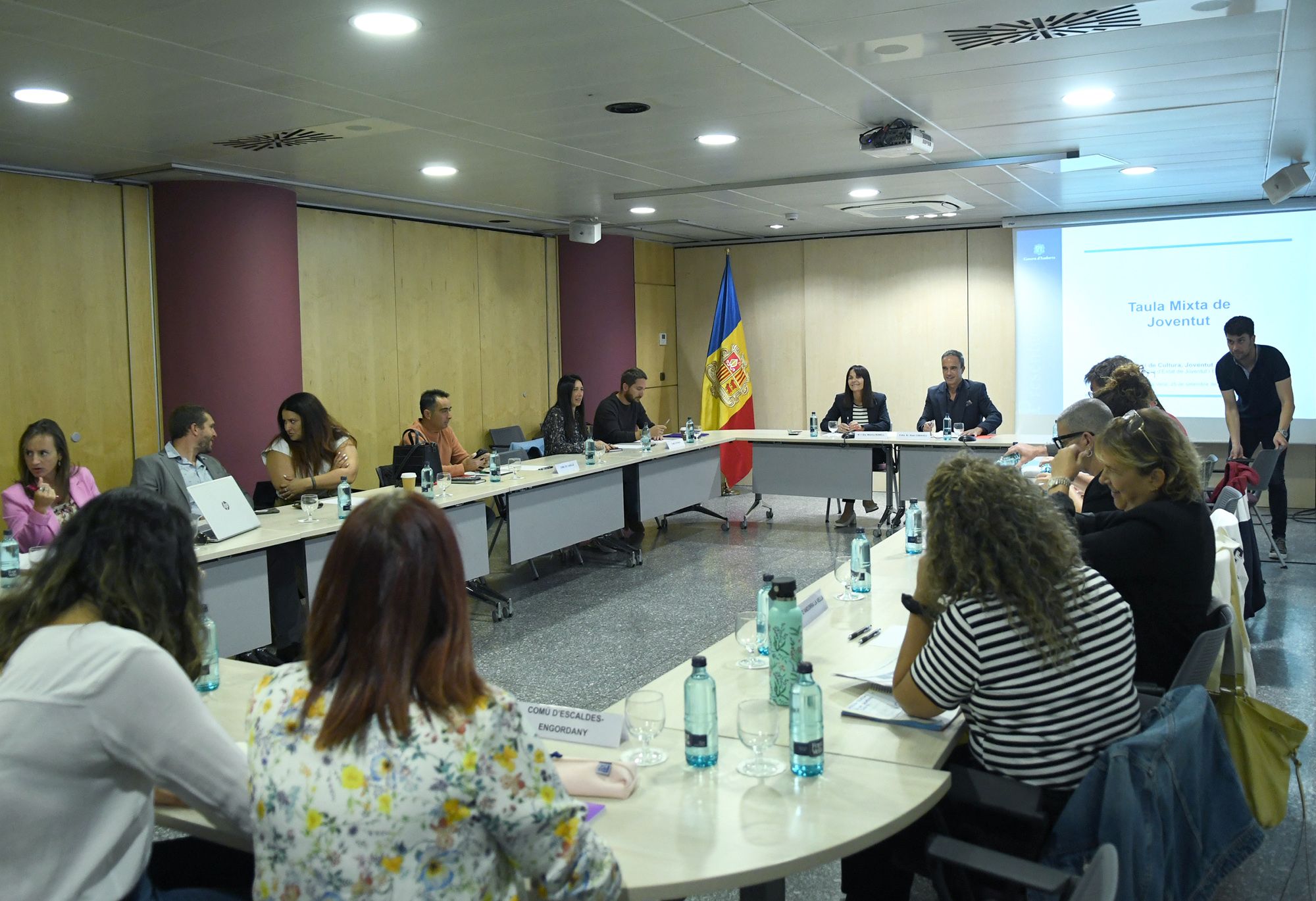 La taula mixta de joventut s'ha reunit aquest matí.
