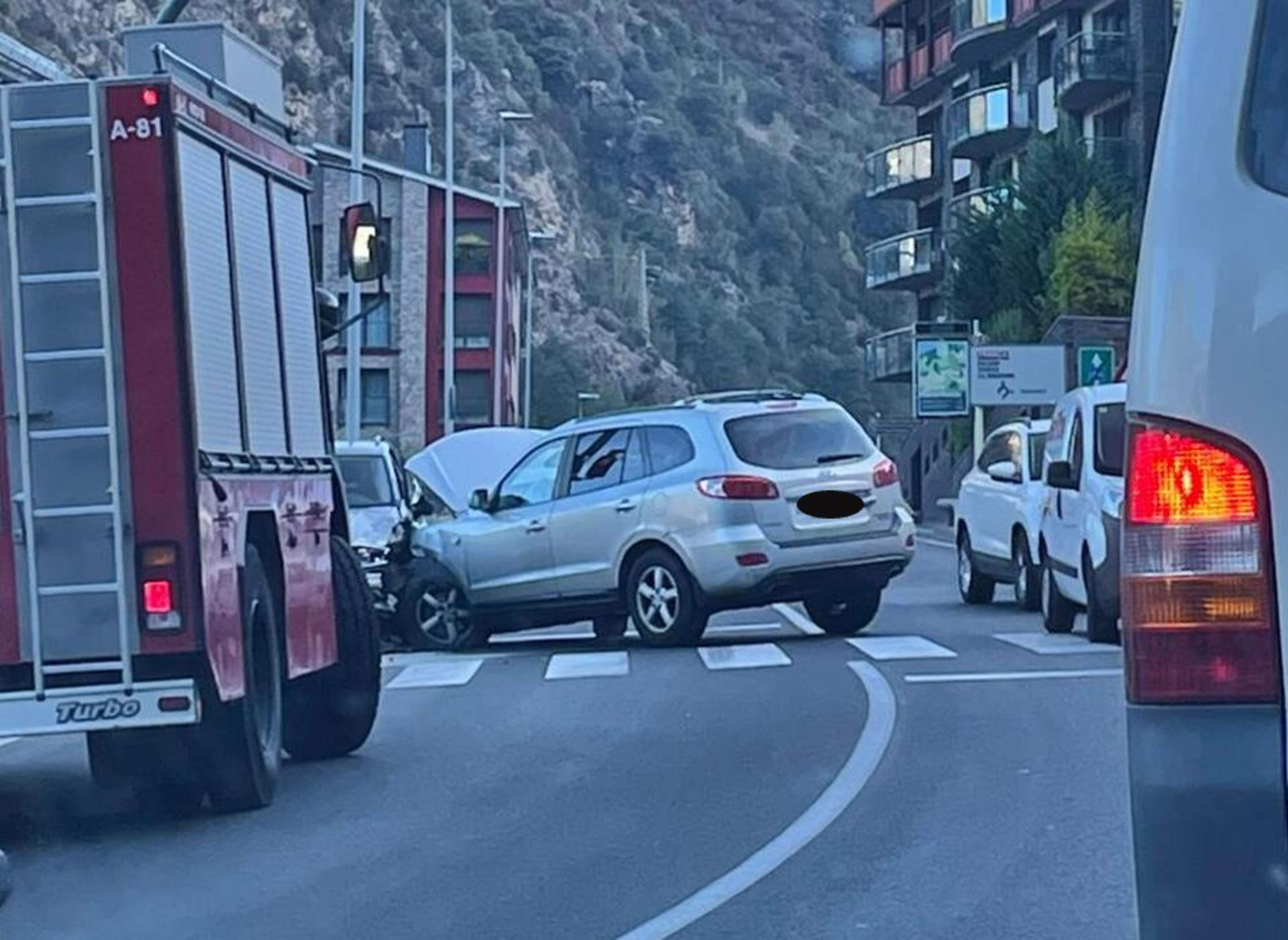 Una imatge de la topada.