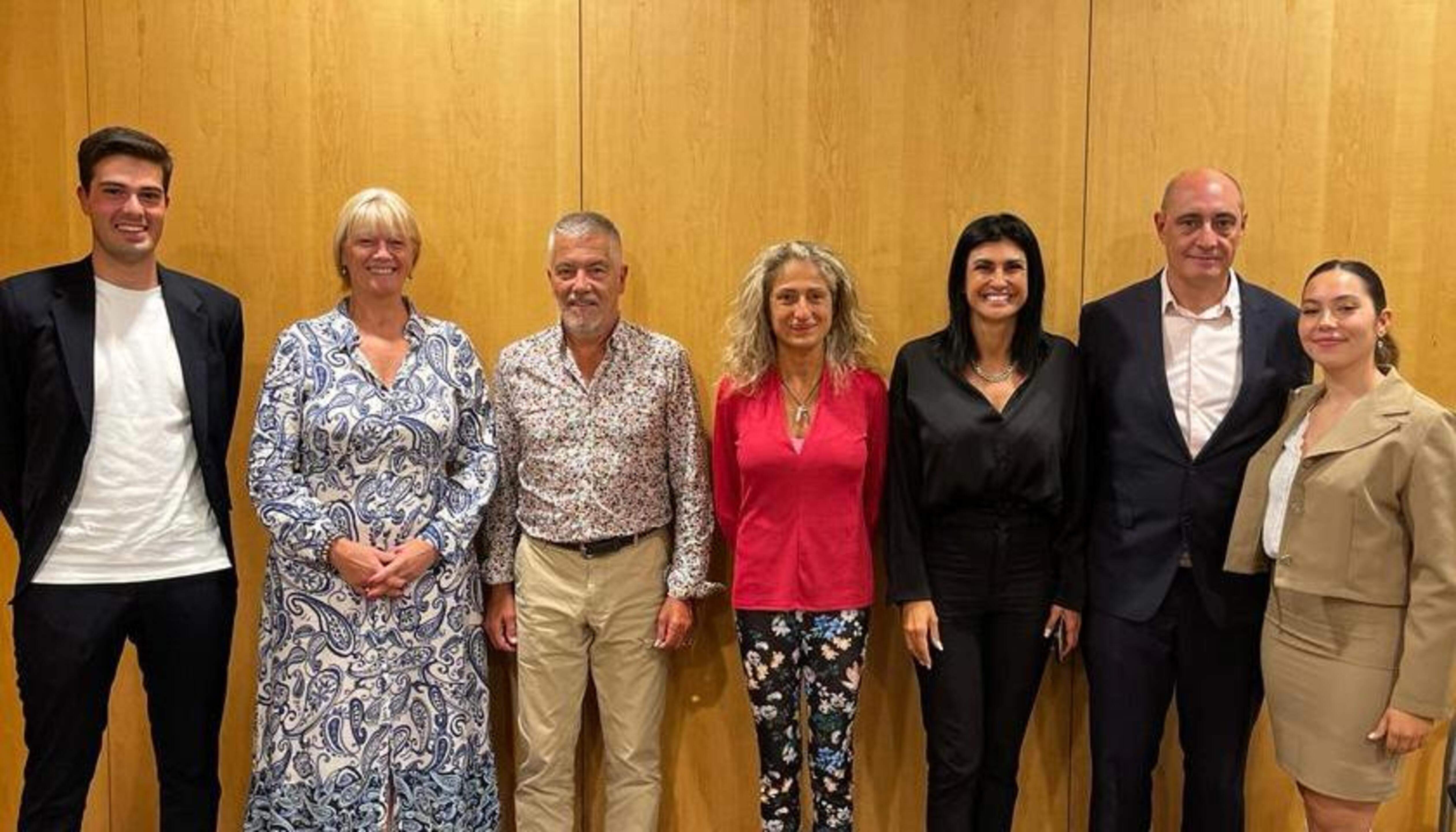 Els membres de la renovada executiva.