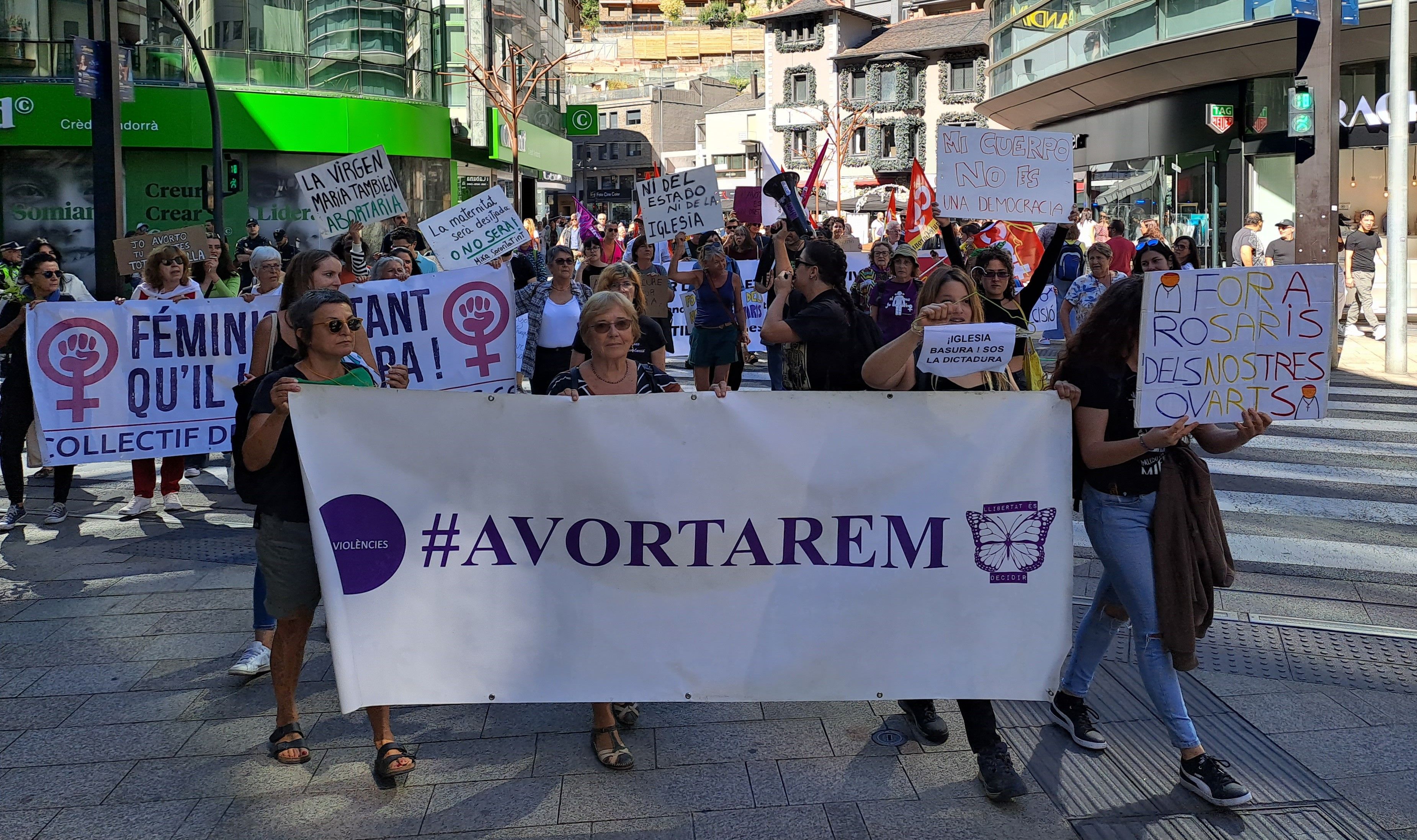 La capçalera de la marxa. La capçalera de la marxa.