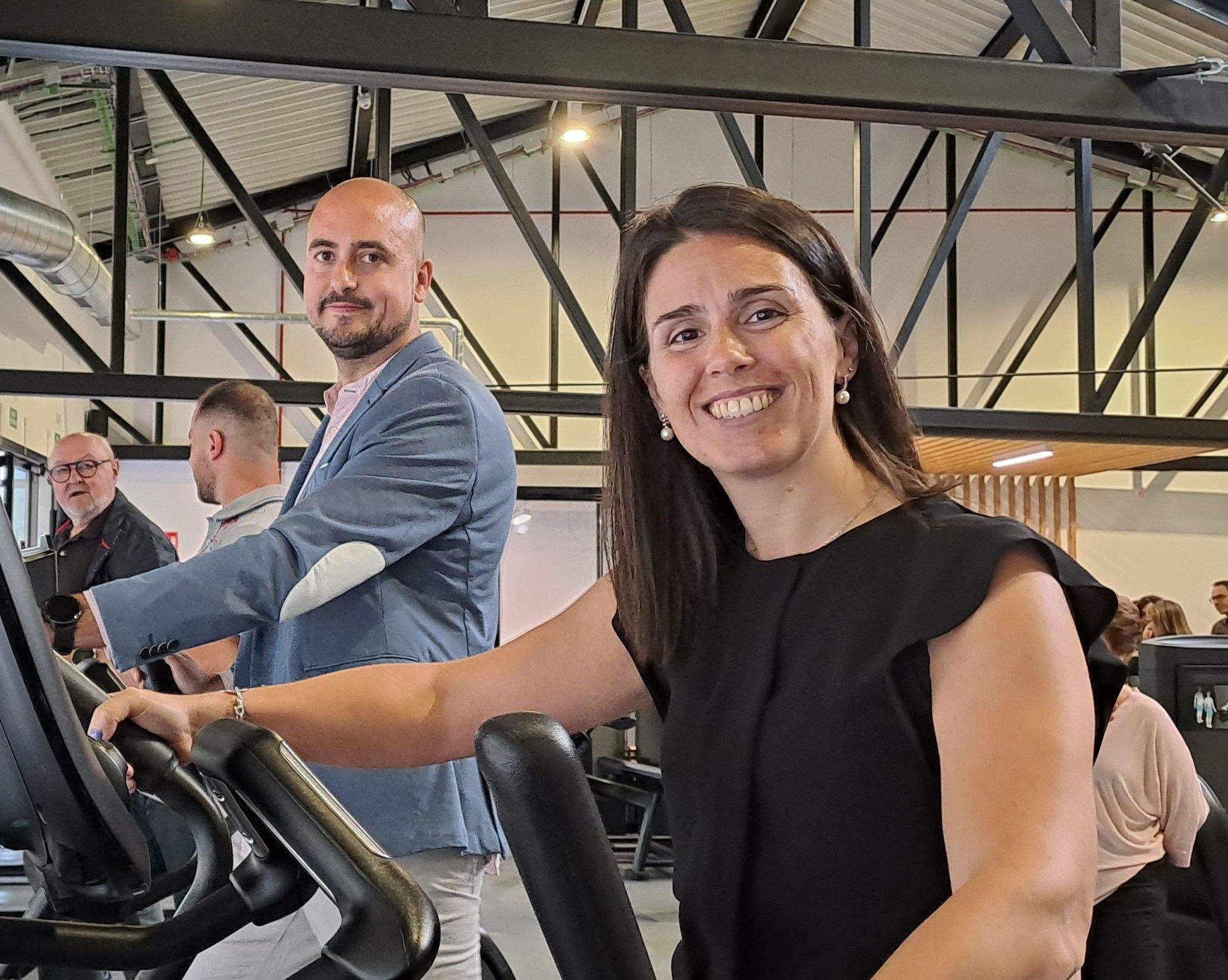 Xavi Fernández i Laura Mas, durant la inauguració del nou gimnàs. Xavi Fernández i Laura Mas, durant la inauguració del nou gimnàs.