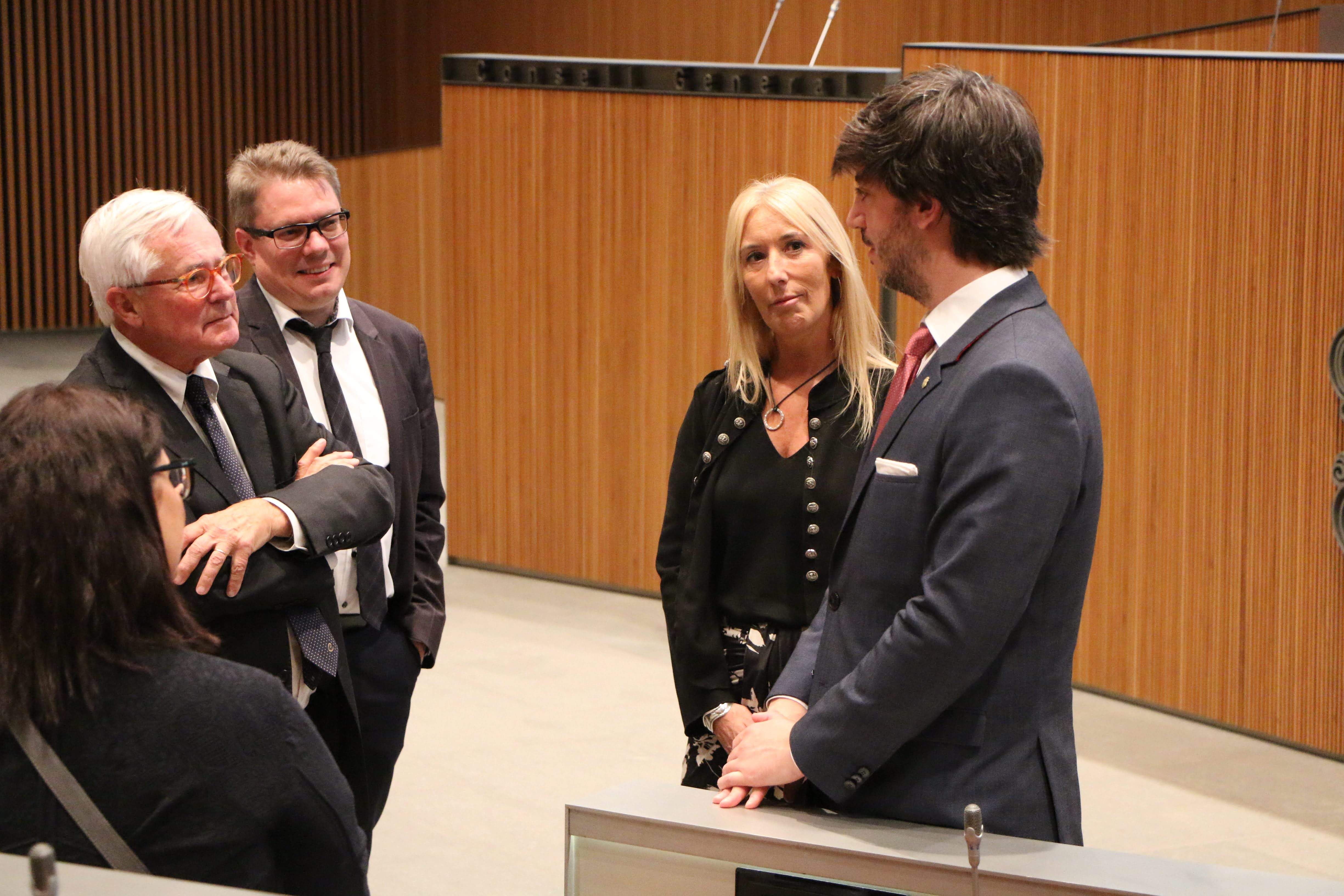 Els representants de l'ECRI amb els síndics.