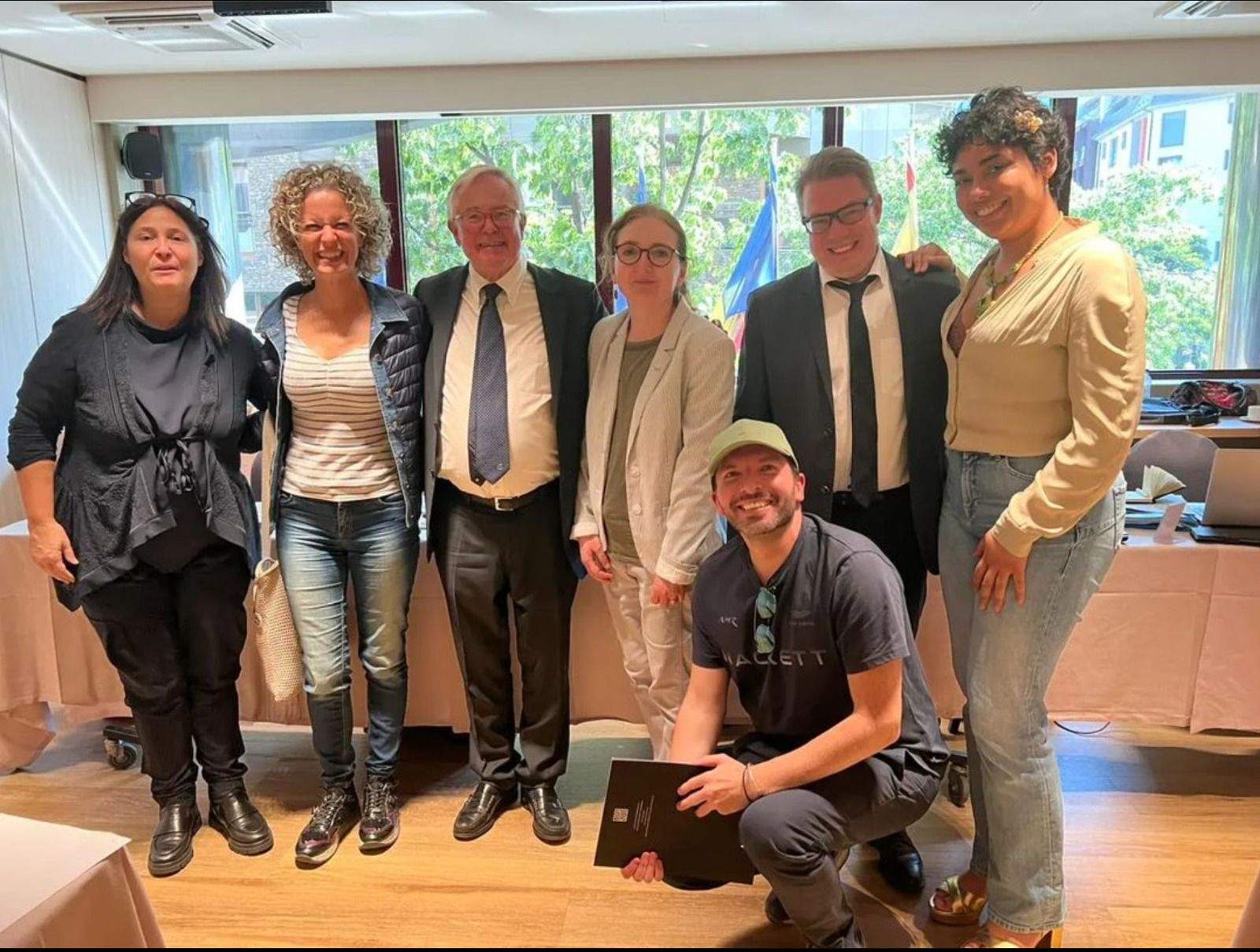 Els representants de l'ECRI amb membres de Diversand.