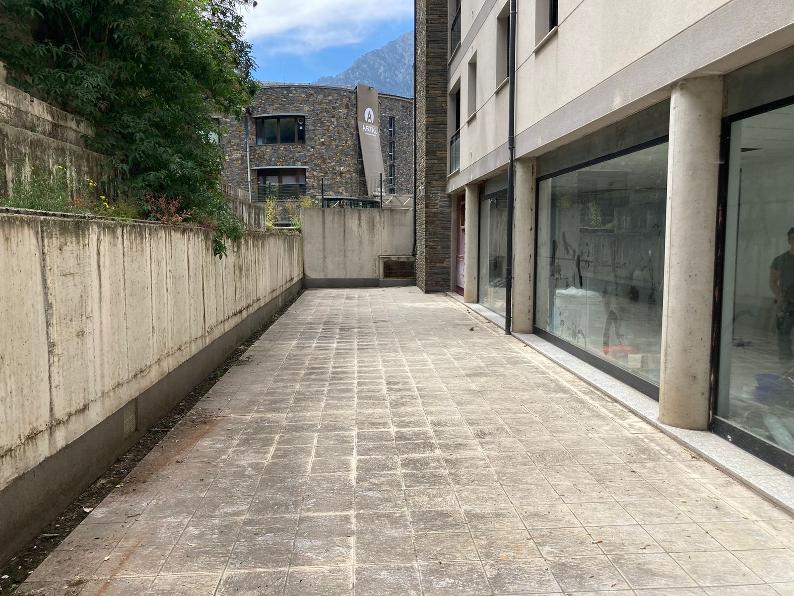 Espai que acollirà el centre de dia de la Creu Roja.