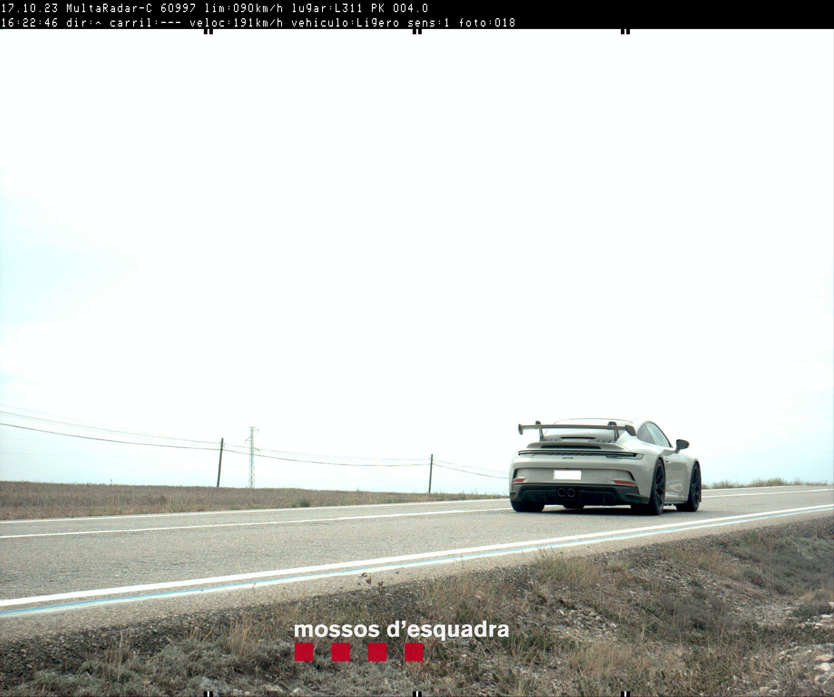 Fotografia del vehicle anant a 191 quilòmetres per hora a la carretera L-311.
