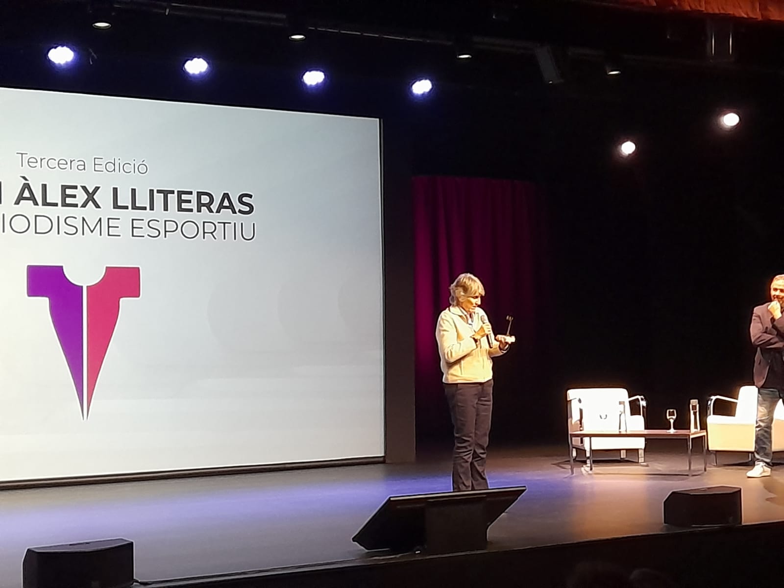 Paloma del Río rep el Premi Àlex Lliteras d'honor