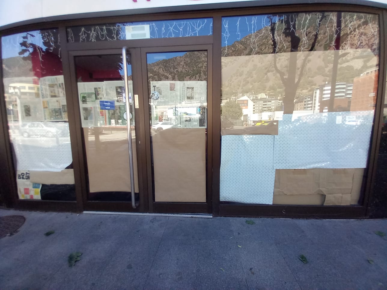 La botiga implicada en el cas, tancada.