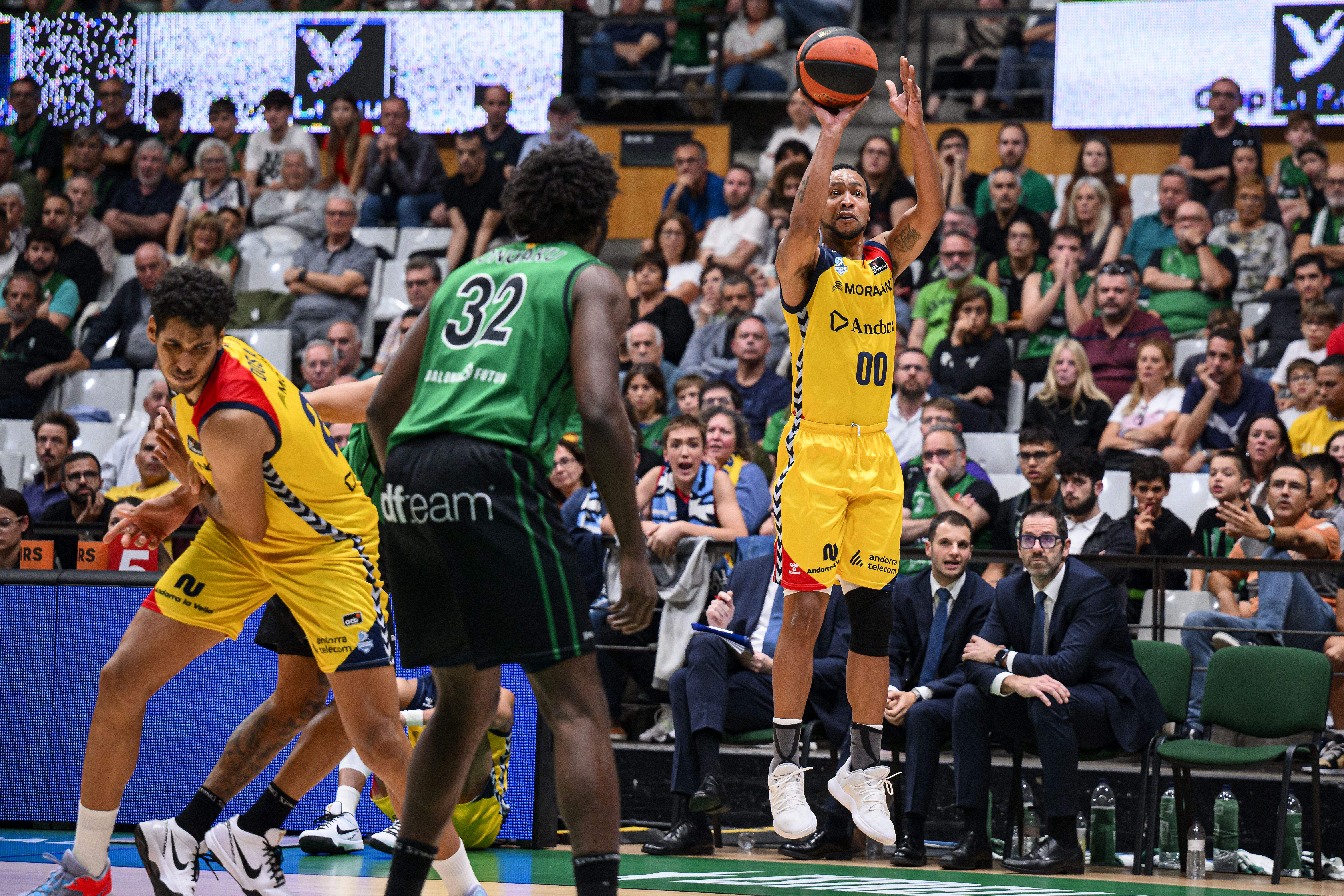 Andrew Goudelock ha anotat en moments importants.