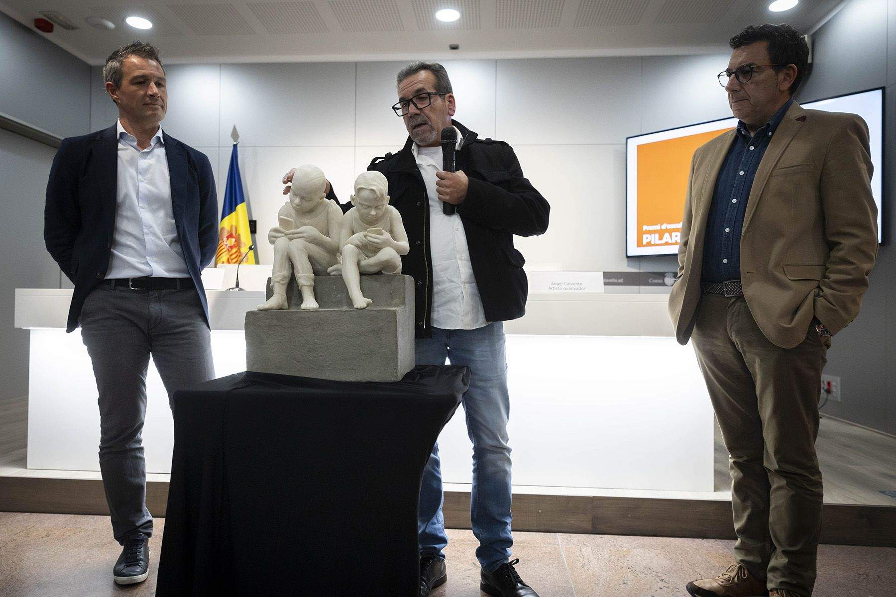 Presentació de l'escultura guanyadora.