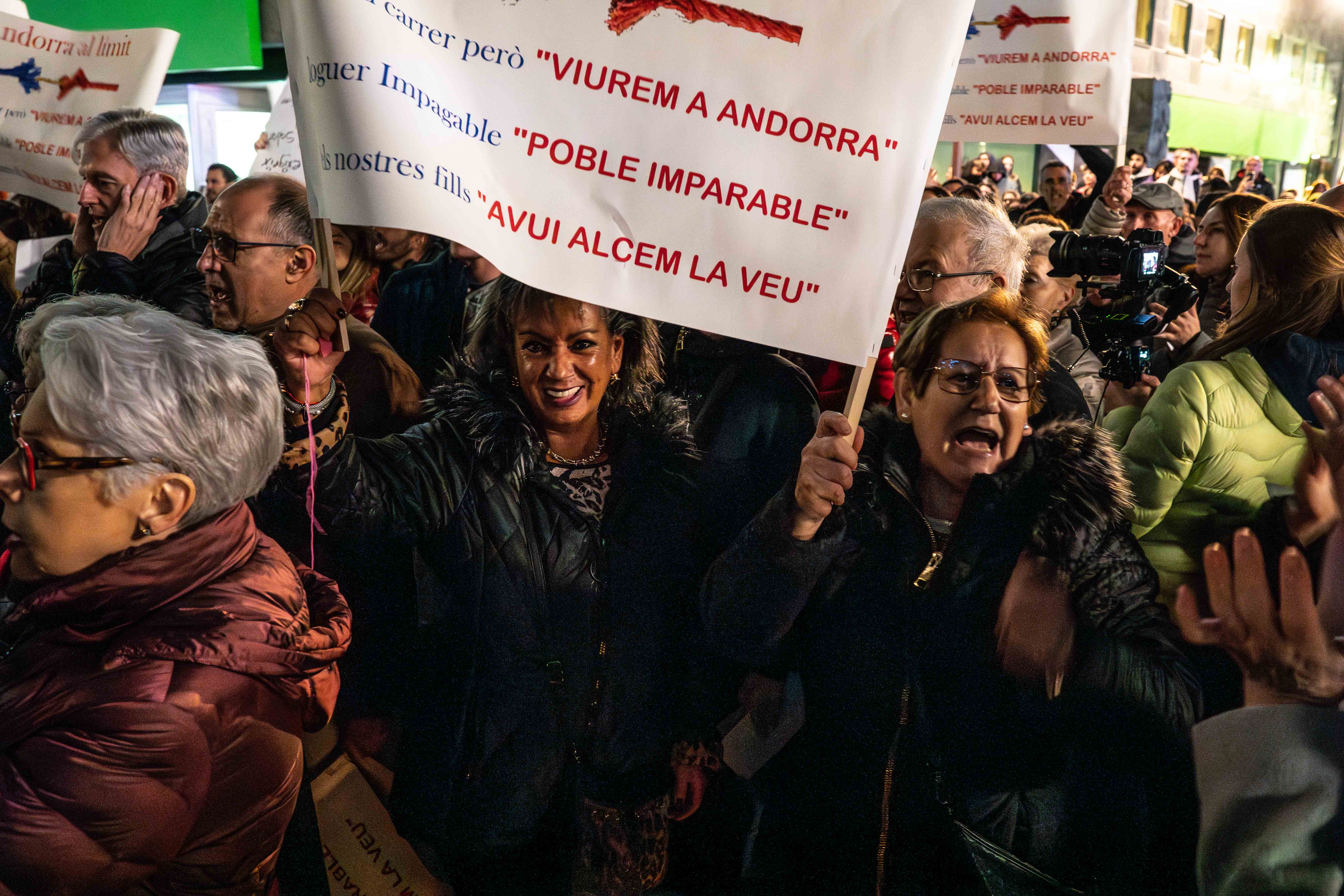 Més pancartes d'Andorra al Límit. Més pancartes d'Andorra al Límit.