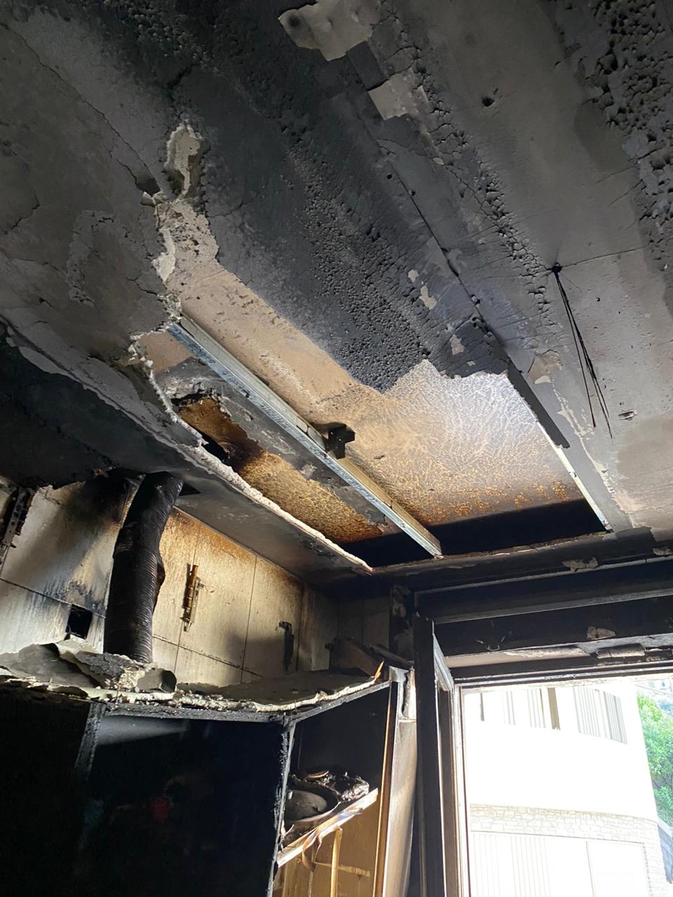 Estat en què va quedar la cuina, l'estança més afectada.